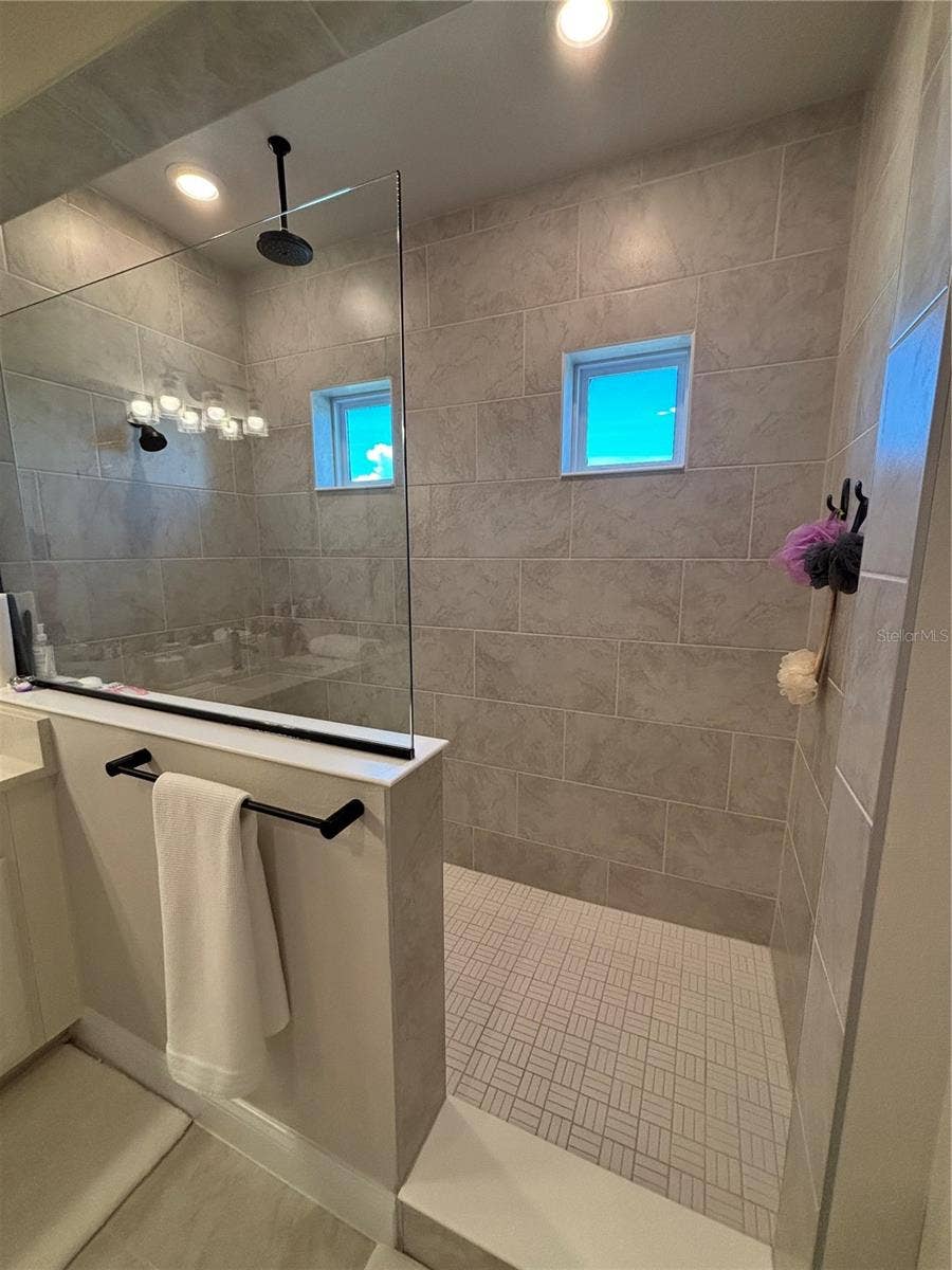 13186 MAGNOLIA VALLEY DRIVE, Clermont, FL 34711