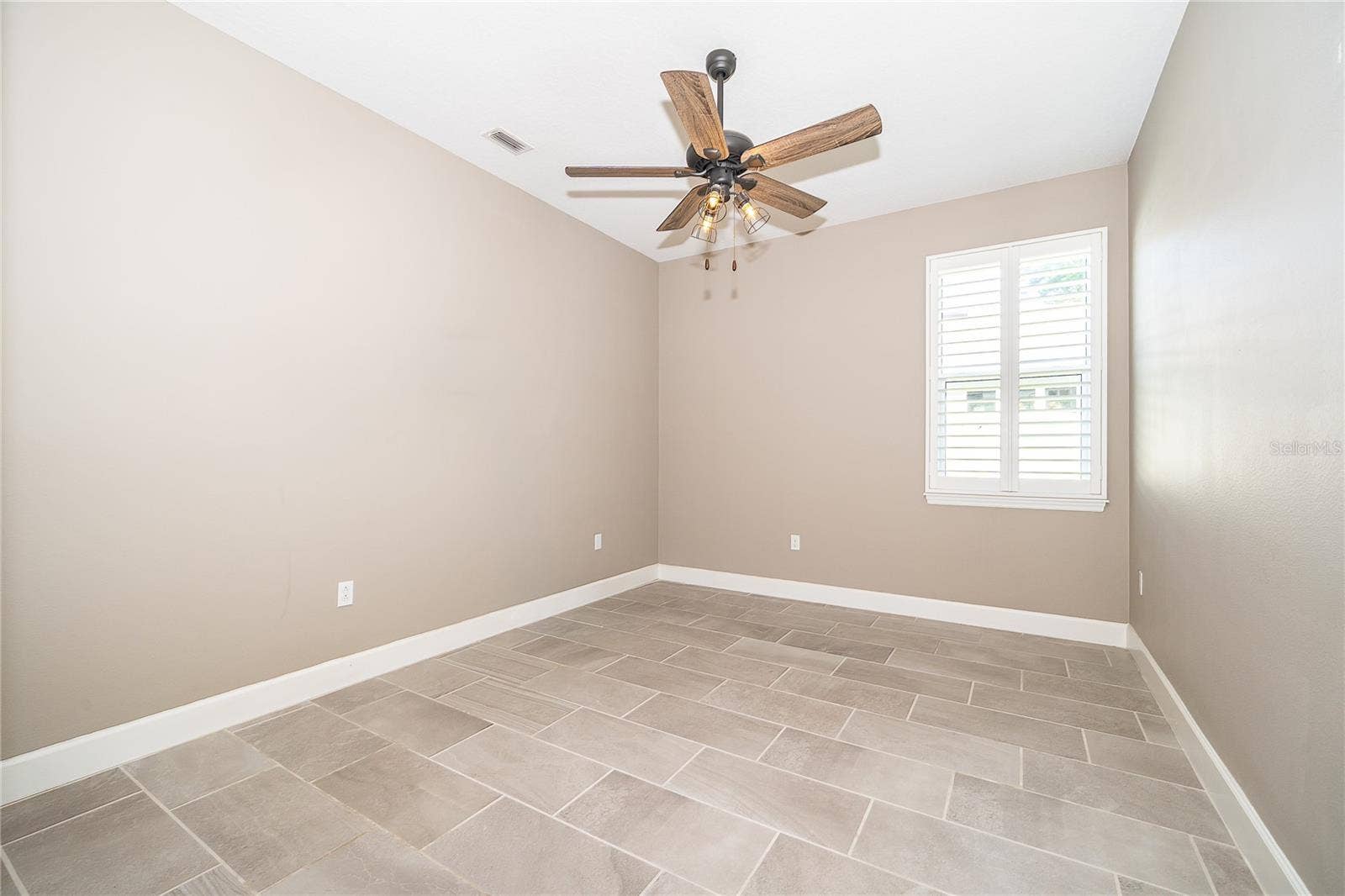 1309 HAYTON AVENUE, Deland, FL 32724 1309 HAYTON AVENUE, Deland, FL 32724