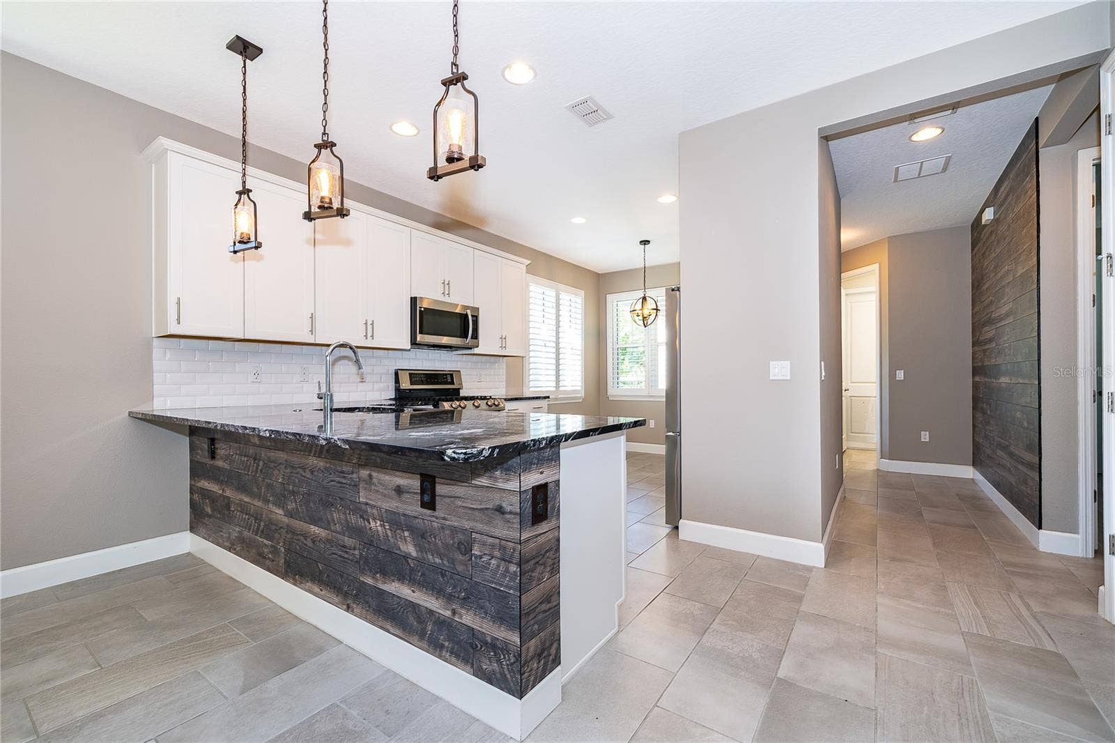 1309 HAYTON AVENUE, Deland, FL 32724 1309 HAYTON AVENUE, Deland, FL 32724
