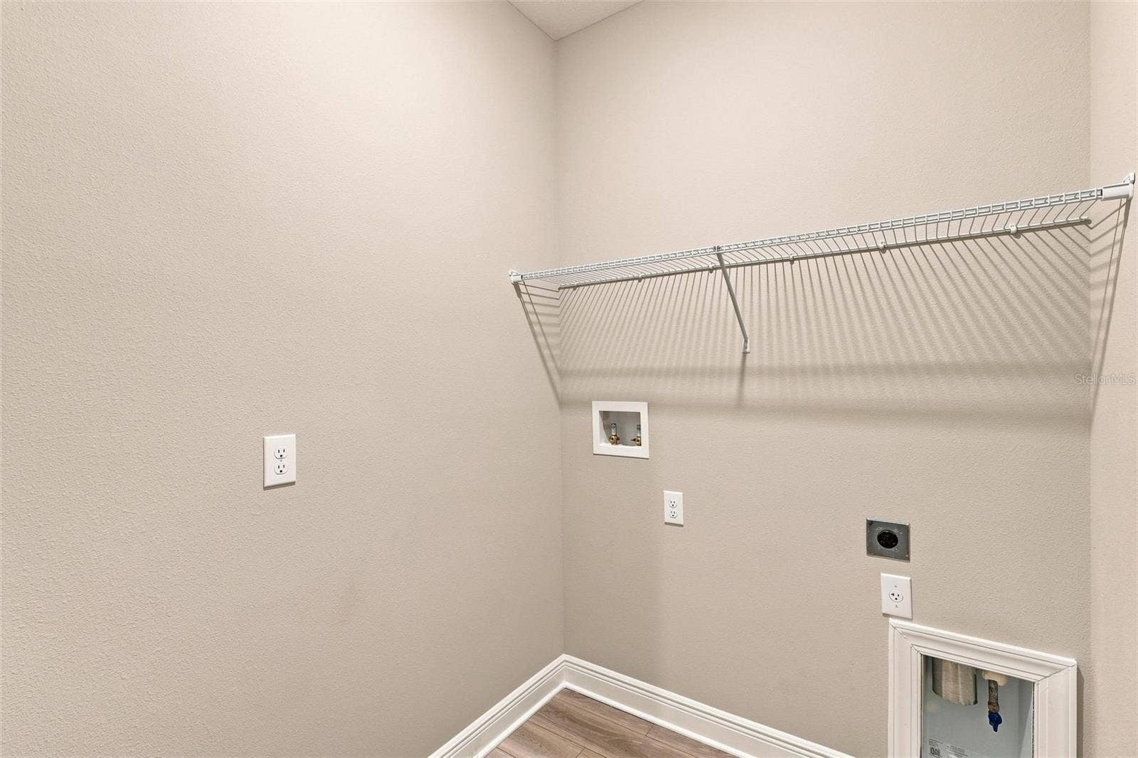 7721 SOMERSWORTH DRIVE, Kissimmee, FL 34747 laundry room