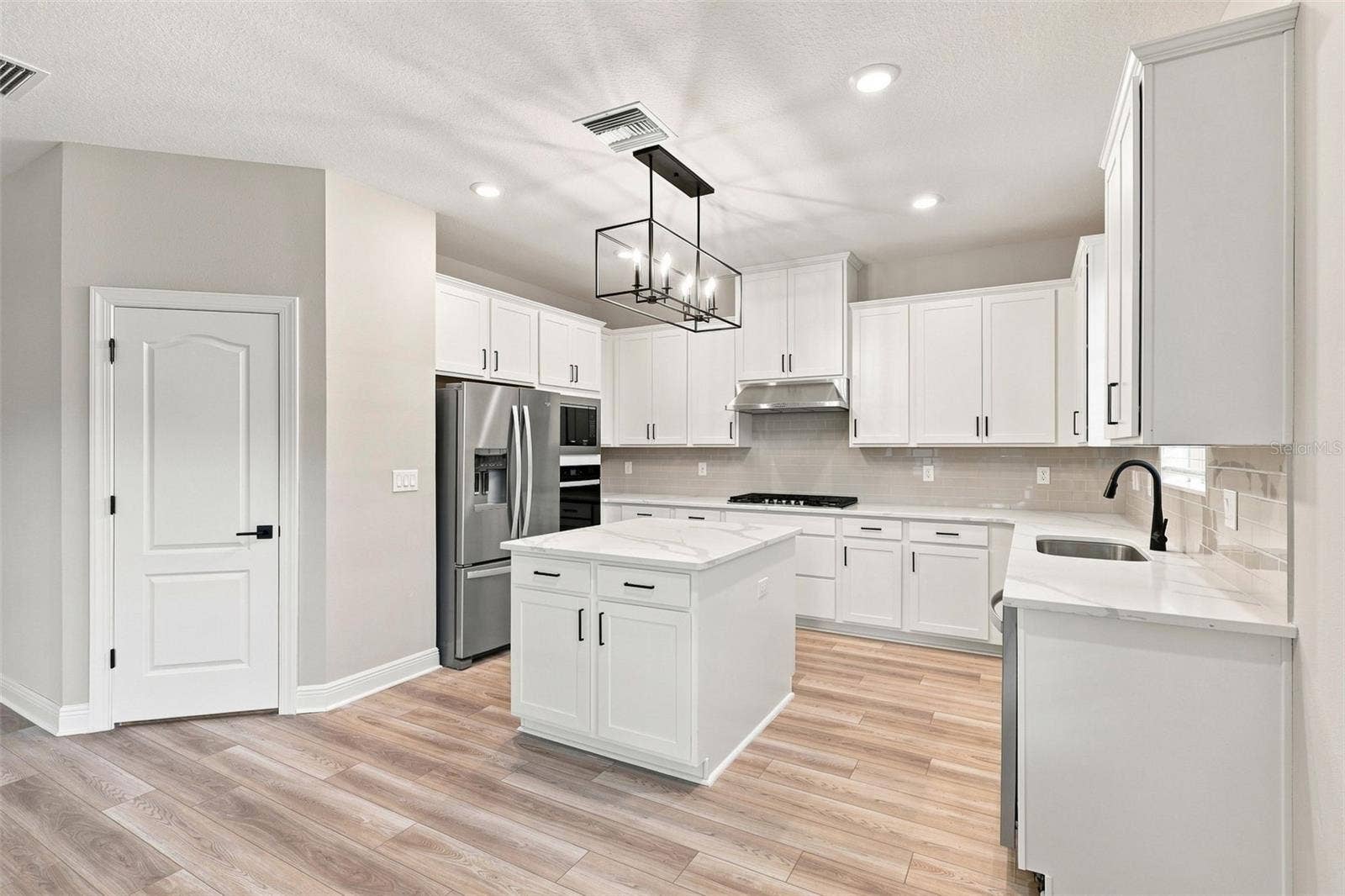 7721 SOMERSWORTH DRIVE, Kissimmee, FL 34747 7721 SOMERSWORTH DRIVE, Kissimmee, FL 34747