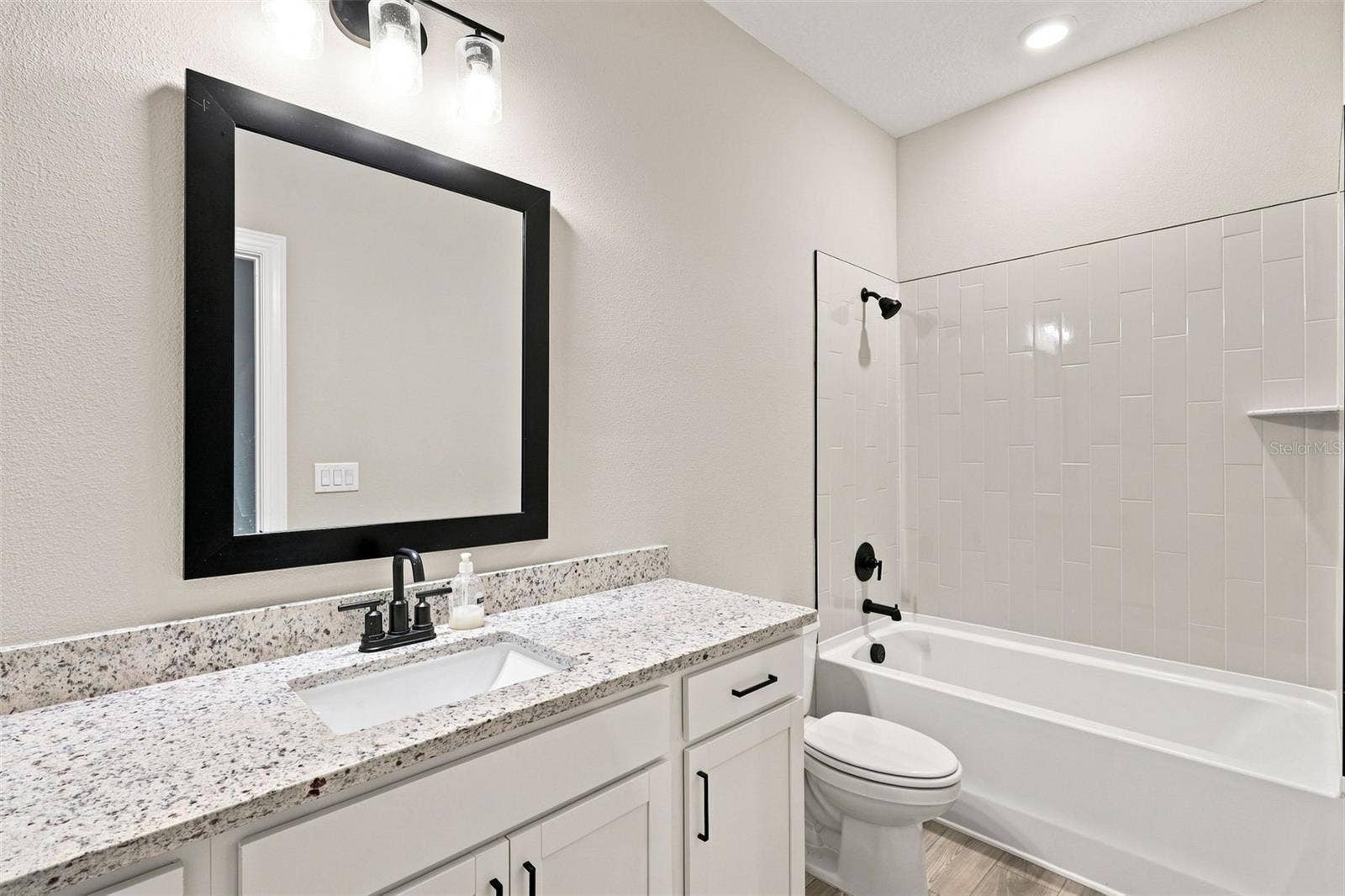 7721 SOMERSWORTH DRIVE, Kissimmee, FL 34747 7721 SOMERSWORTH DRIVE, Kissimmee, FL 34747