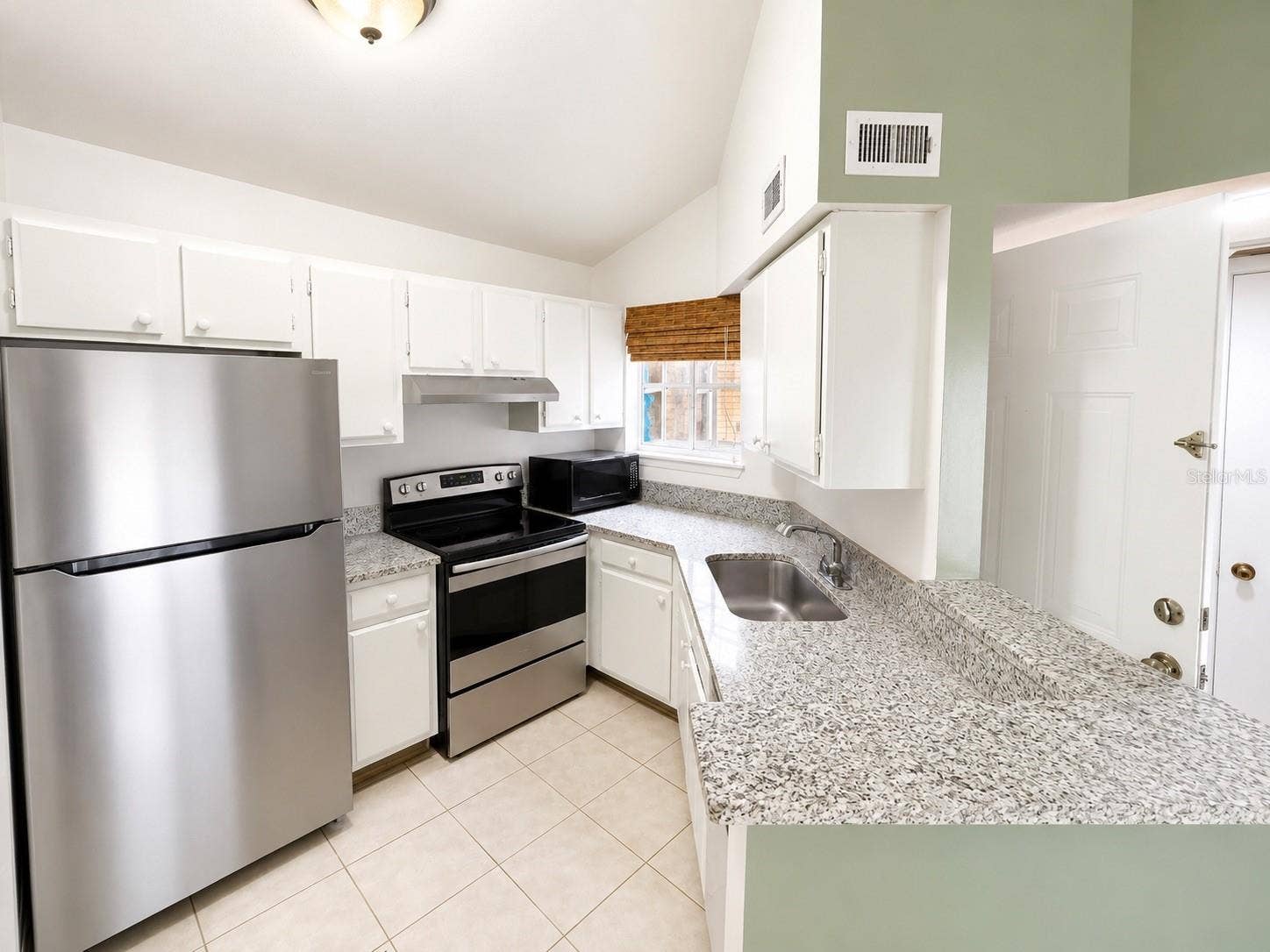1908 LAKE ATRIUMS CIRCLE, #0, Orlando, FL 32839 1908 LAKE ATRIUMS CIRCLE, #0, Orlando, FL 32839