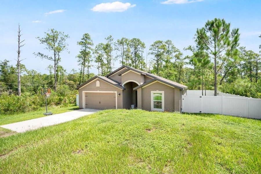 Property photo for 1031 EAST PARKWAY, Deland, FL