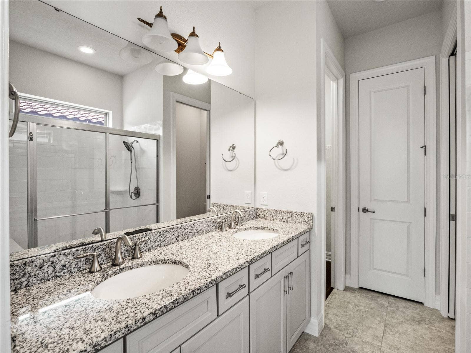 11244 LEMON LAKE, Orlando, FL 32836 En-Suite Bathroom