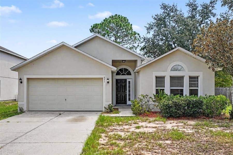 Property photo for 881 VANDERBILT DR, Eustis, FL