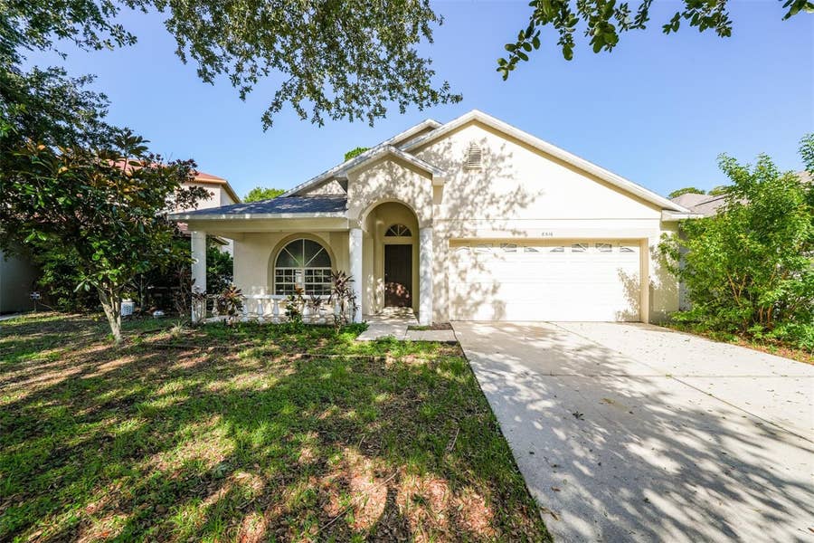 Property photo for 8516 CANTERBURY LAKE BOULEVARD, Tampa, FL