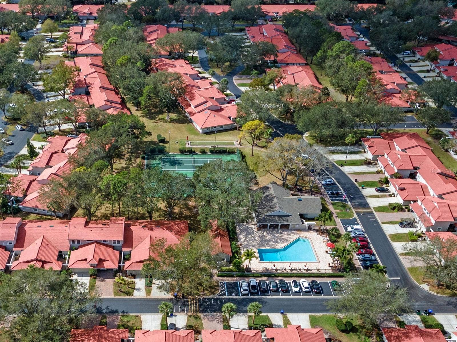 8370 SANDPOINT BLVD, Orlando, FL 32819 Prime Location in Orlando