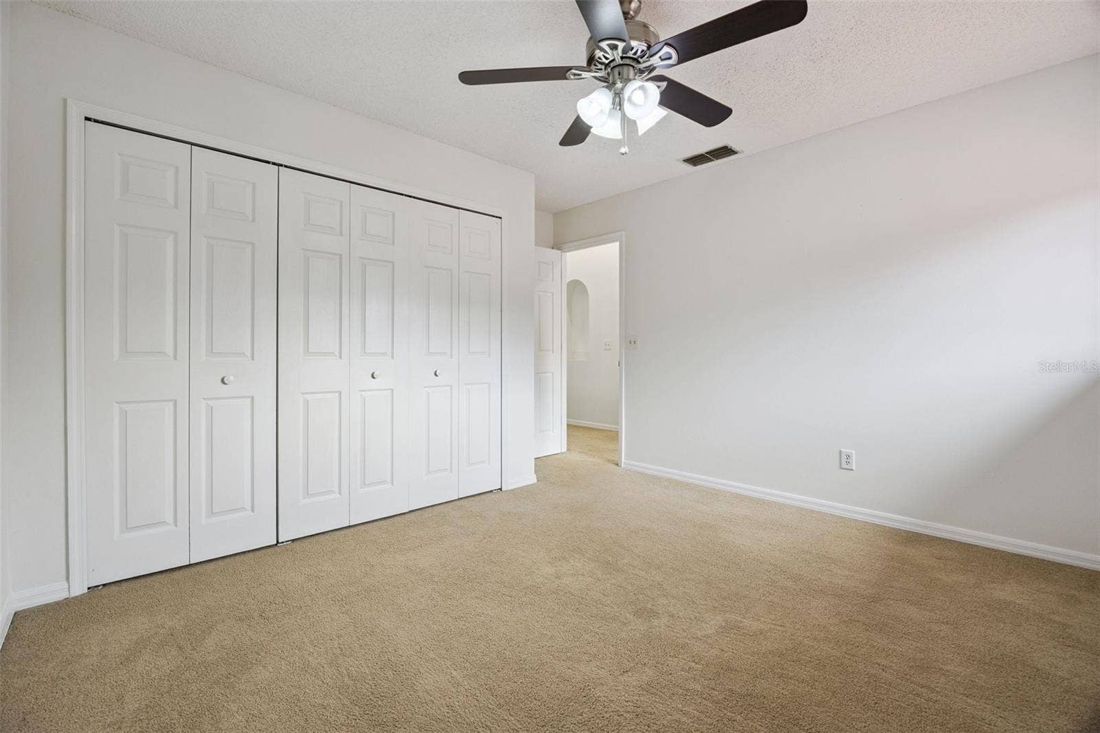 8370 SANDPOINT BLVD, Orlando, FL 32819 Upstairs bedroom 2