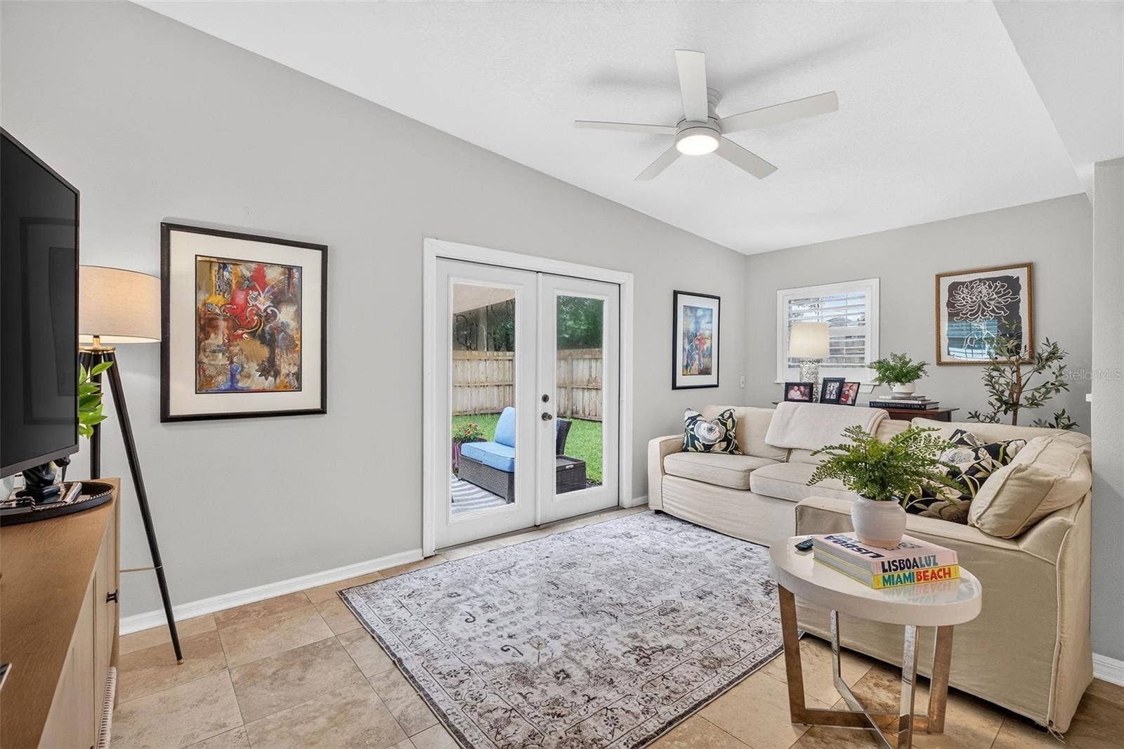 2260 COLDSTREAM DRIVE, Winter Park, FL 32792 Living room opens to backyard