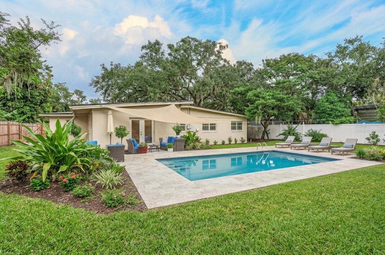 2260 COLDSTREAM DRIVE, Winter Park, FL 32792 VIRTUALLY STAGED POOL AND LANDSCAPING