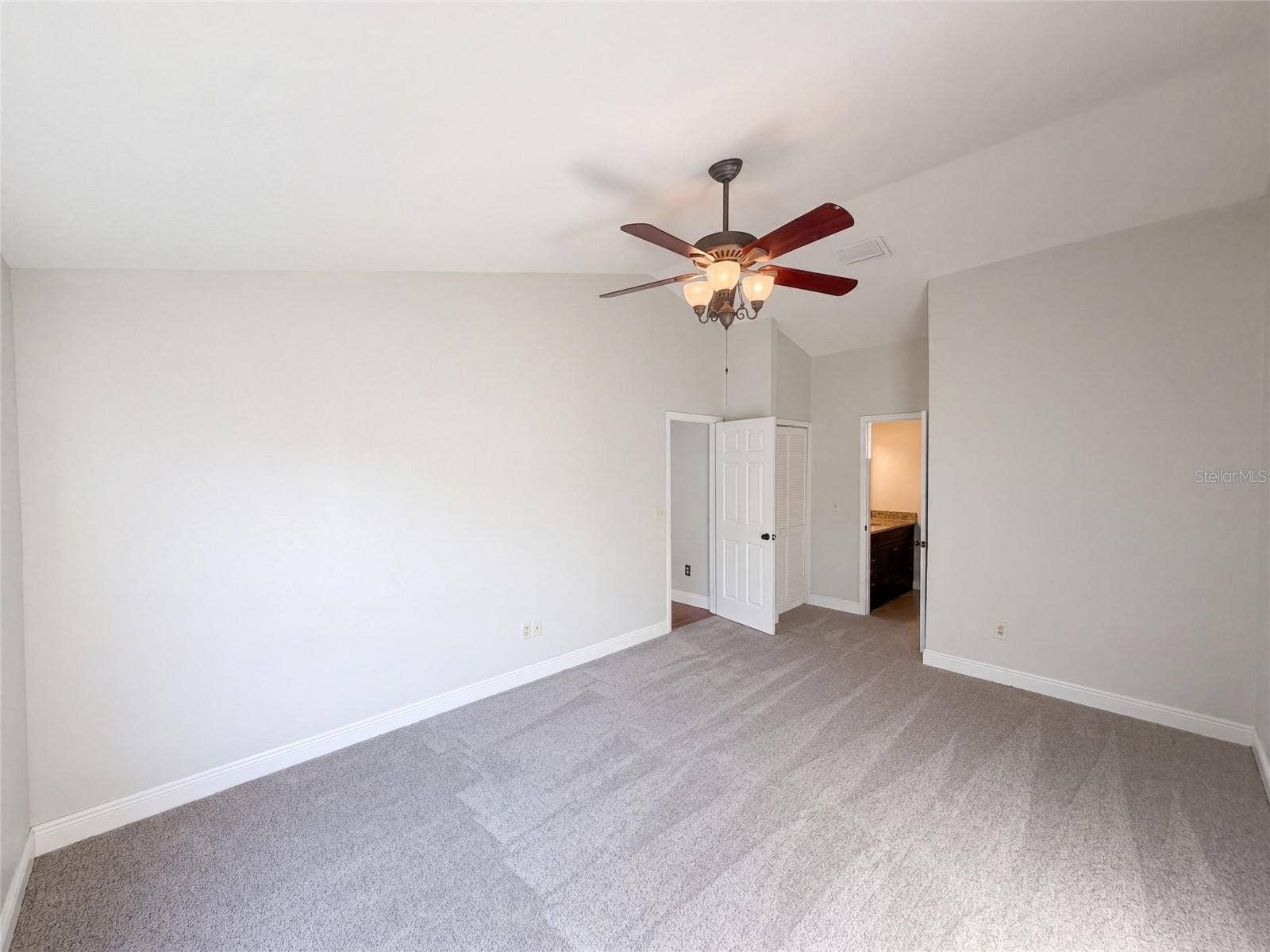 2330 FOGGY RIDGE PARKWAY, Land O Lakes, FL 34639 2330 FOGGY RIDGE PARKWAY, Land O Lakes, FL 34639