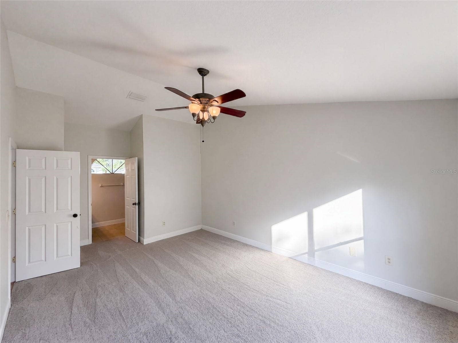2330 FOGGY RIDGE PARKWAY, Land O Lakes, FL 34639 2330 FOGGY RIDGE PARKWAY, Land O Lakes, FL 34639