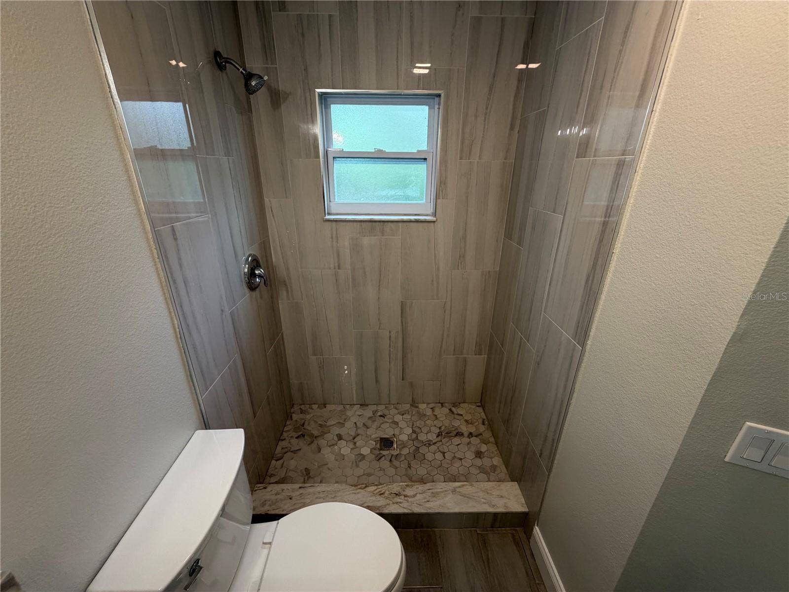 8165 RIDGE ROAD, Weeki Wachee, FL 34613 8165 RIDGE ROAD, Weeki Wachee, FL 34613