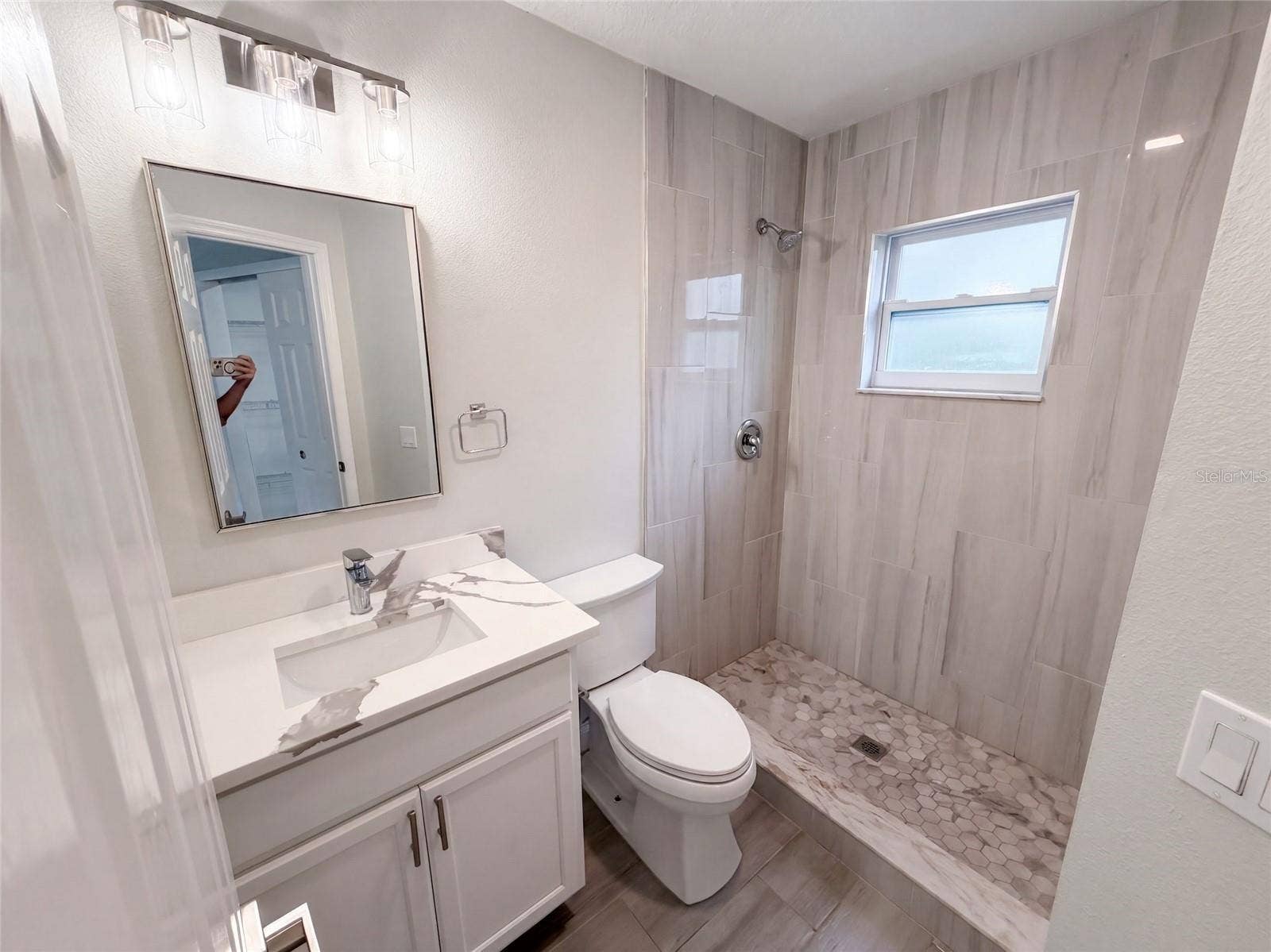 8165 RIDGE ROAD, Weeki Wachee, FL 34613 8165 RIDGE ROAD, Weeki Wachee, FL 34613