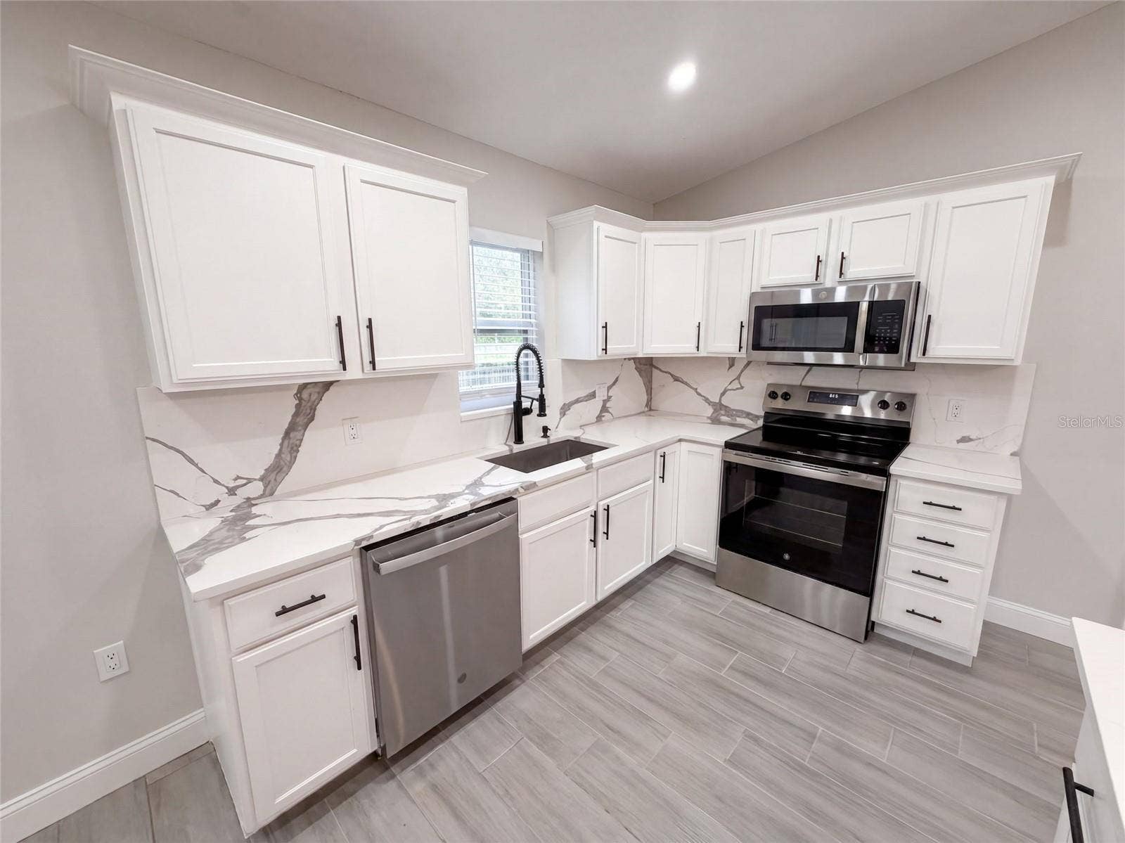 8165 RIDGE ROAD, Weeki Wachee, FL 34613 8165 RIDGE ROAD, Weeki Wachee, FL 34613