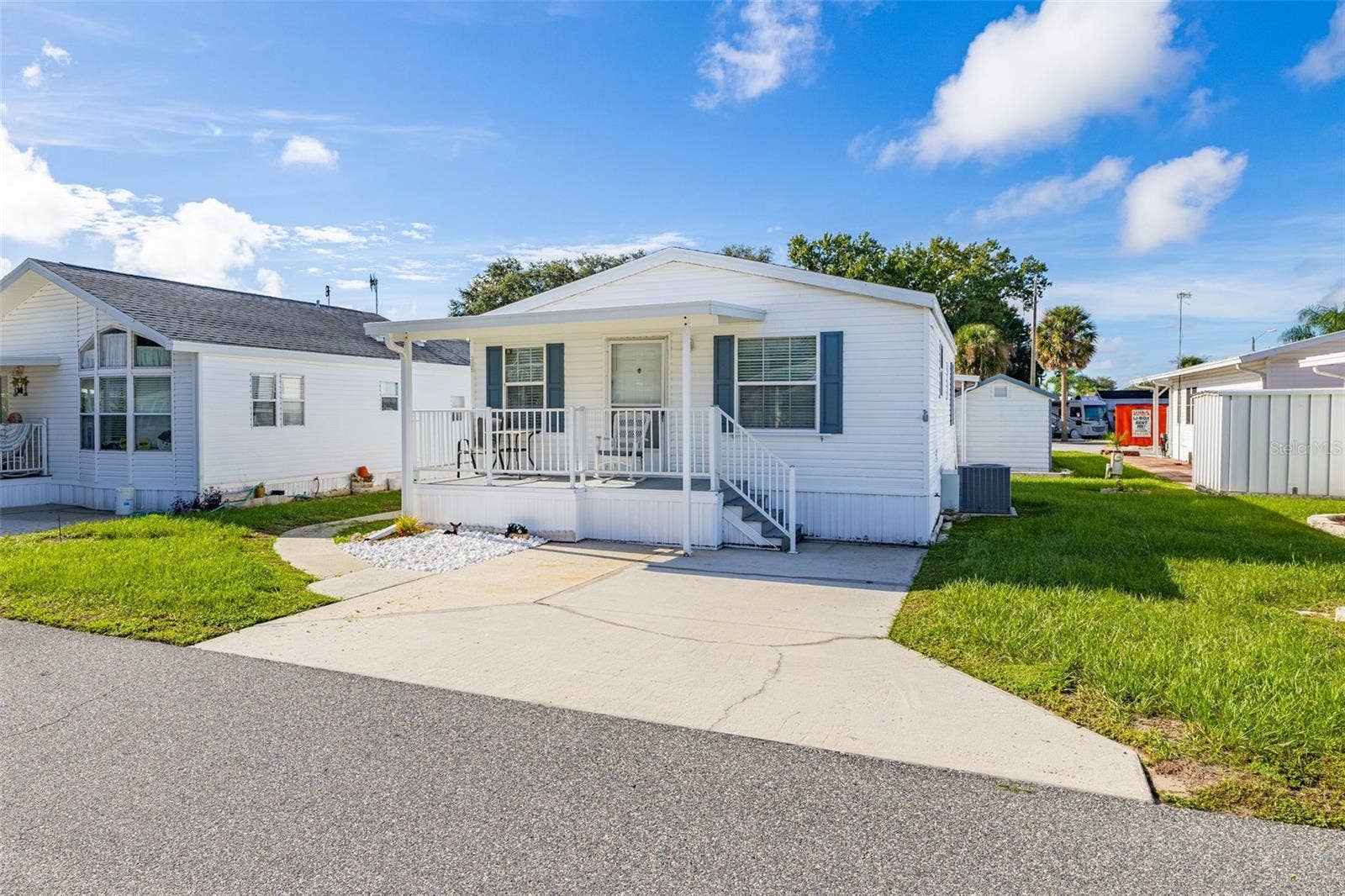 339 CITRUS RIDGE DRIVE, Davenport, FL 33837 Welcome Home!