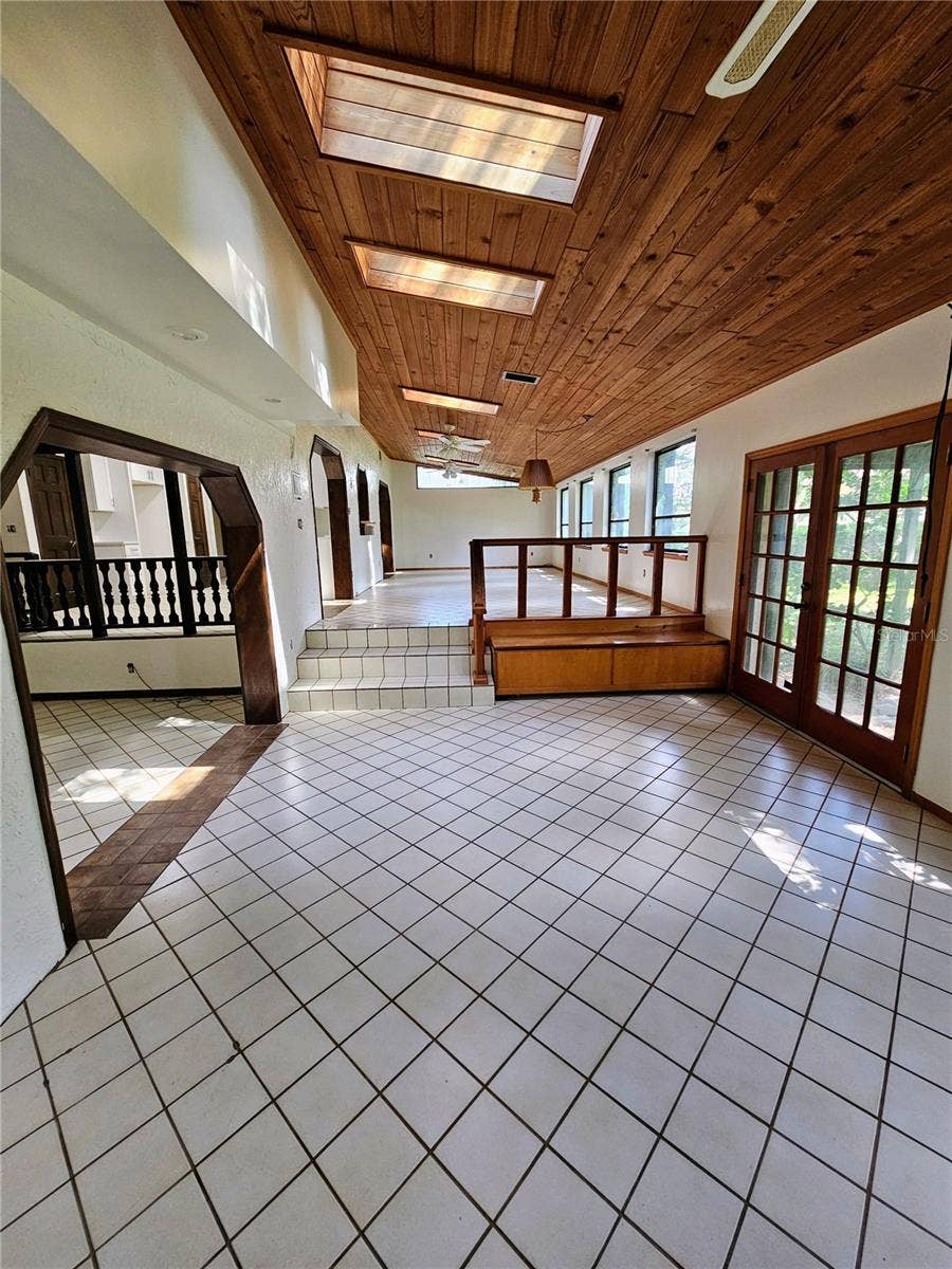 4447 TIDEWATER DRIVE, Orlando, FL 32812 4447 TIDEWATER DRIVE, Orlando, FL 32812