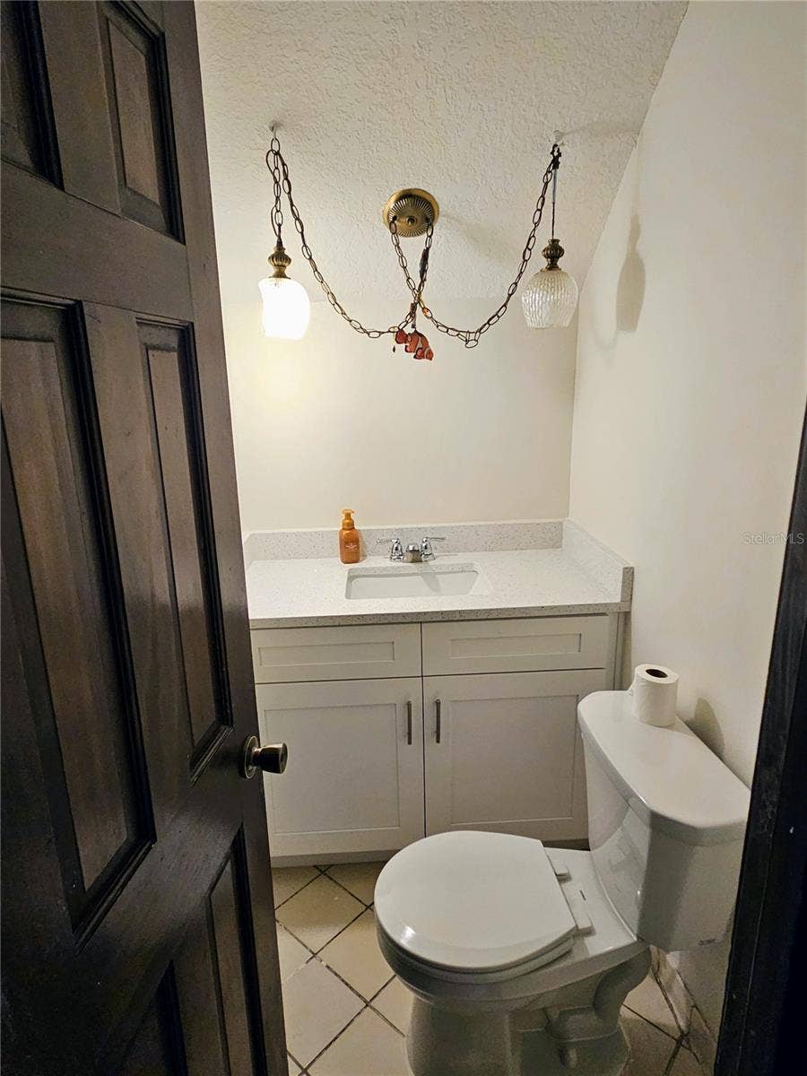 4447 TIDEWATER DRIVE, Orlando, FL 32812 4447 TIDEWATER DRIVE, Orlando, FL 32812