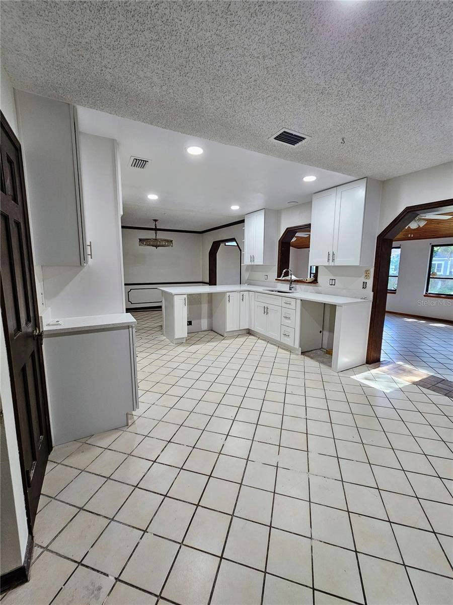 4447 TIDEWATER DRIVE, Orlando, FL 32812 4447 TIDEWATER DRIVE, Orlando, FL 32812