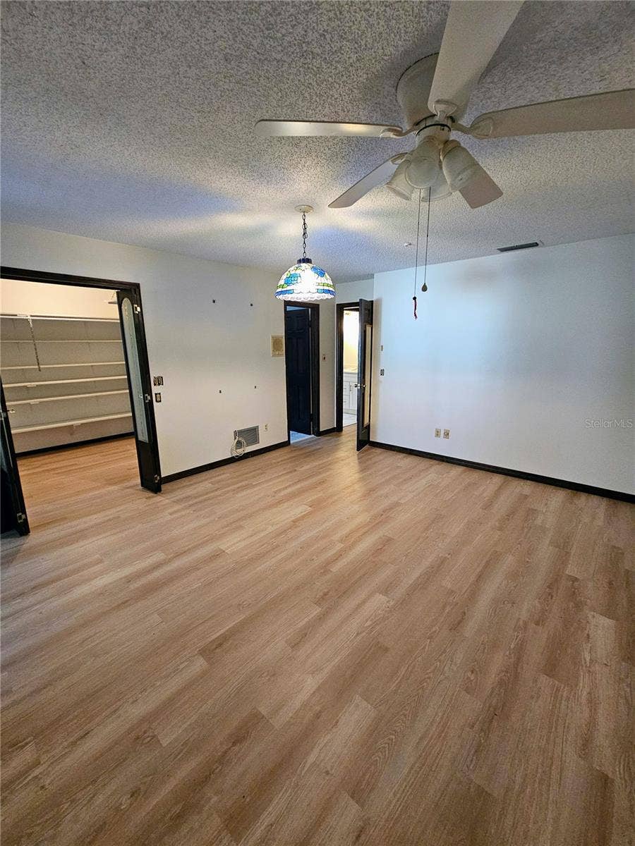 4447 TIDEWATER DRIVE, Orlando, FL 32812 4447 TIDEWATER DRIVE, Orlando, FL 32812