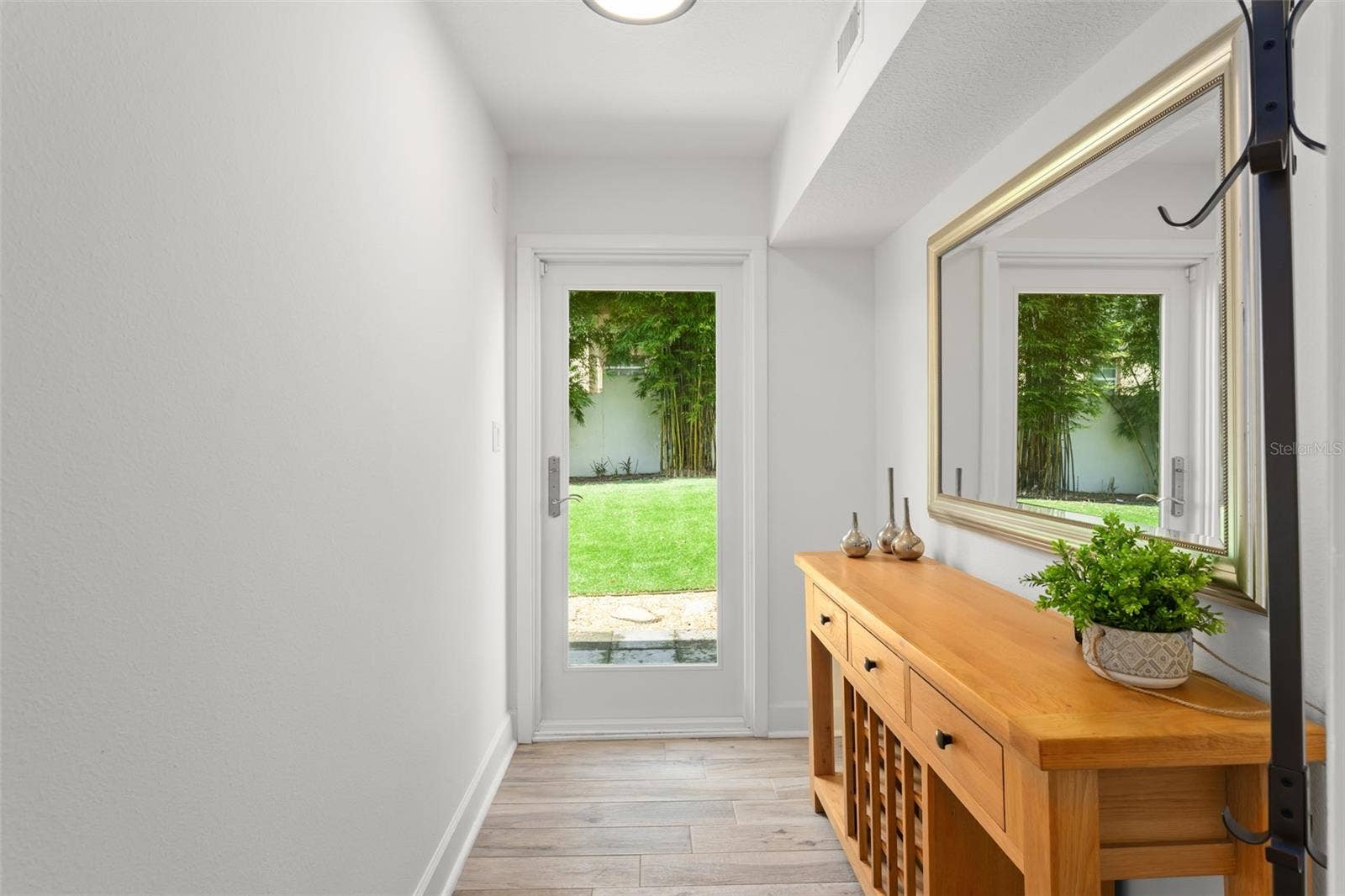 101 LEE STREET, Windermere, FL 34786 Private entrance to the two bedroom in-law suite..