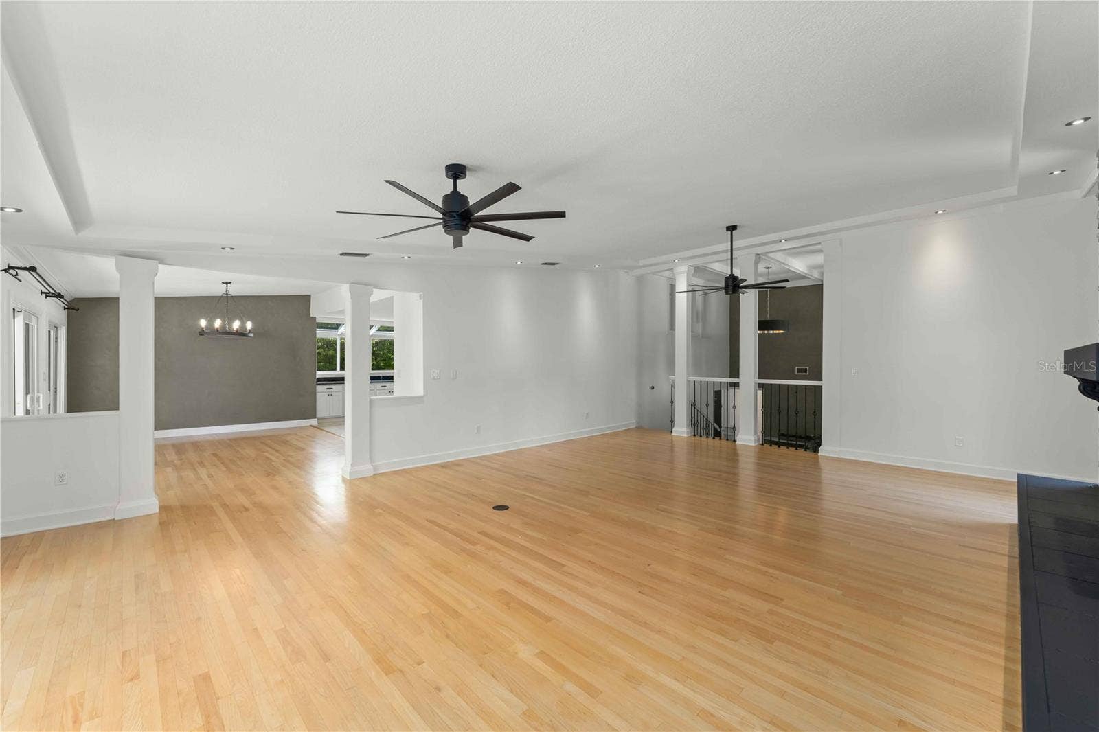 101 LEE STREET, Windermere, FL 34786 Beautiful, open living/dining space..