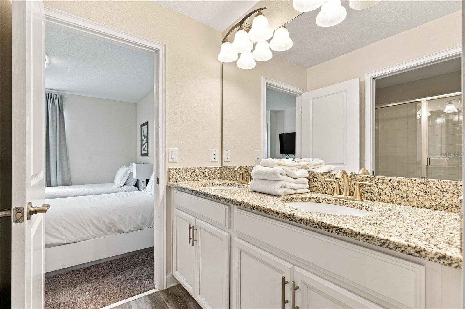 1541 MULLIGAN BOULEVARD, Davenport, FL 33896 1541 MULLIGAN BOULEVARD, Davenport, FL 33896