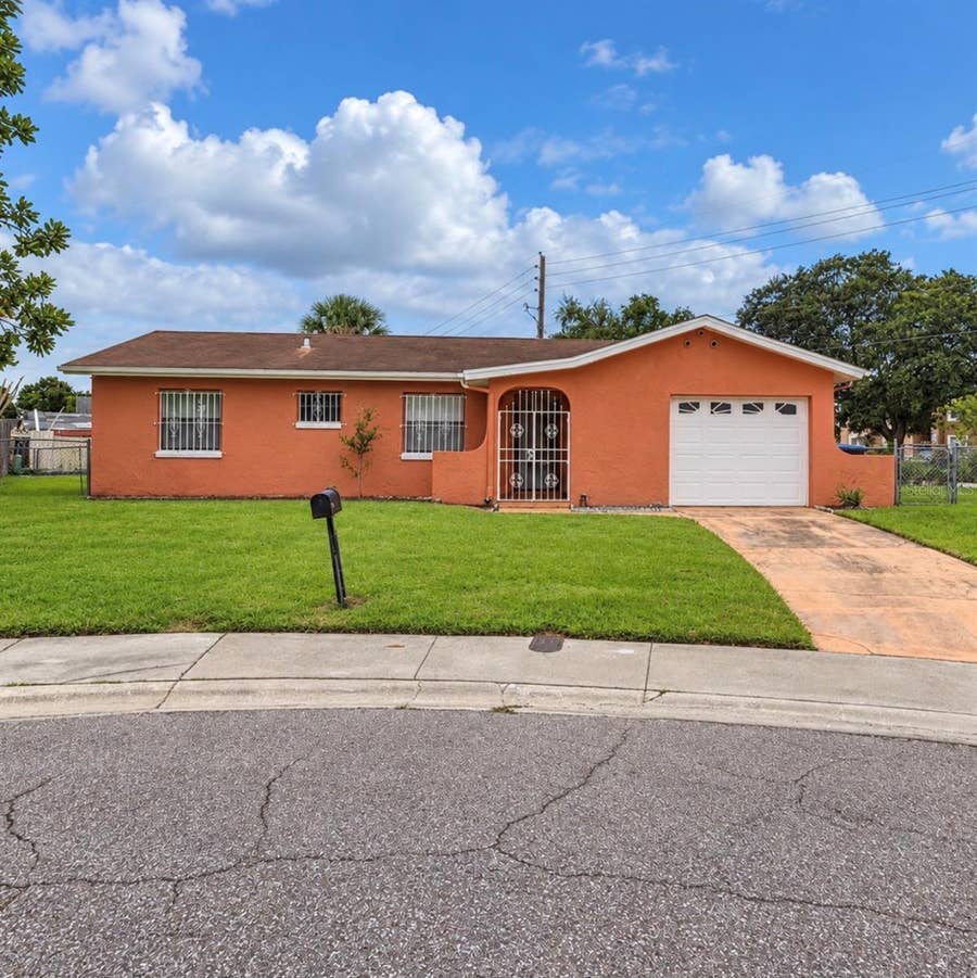 Property photo for 4068 CASTLEGATE DRIVE, Orlando, FL