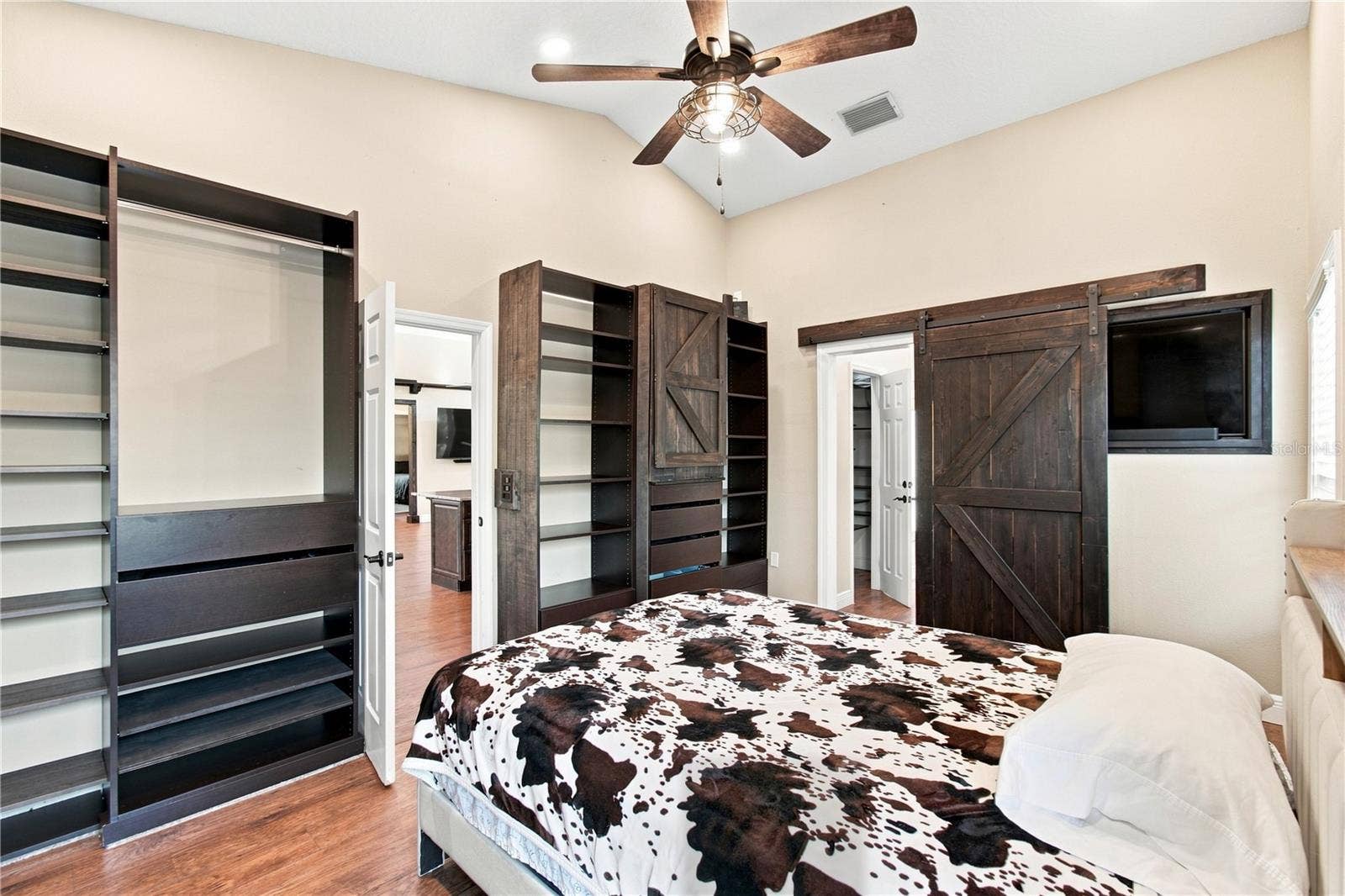 16140 DENHAM COURT, Clermont, FL 34711 16140 DENHAM COURT, Clermont, FL 34711