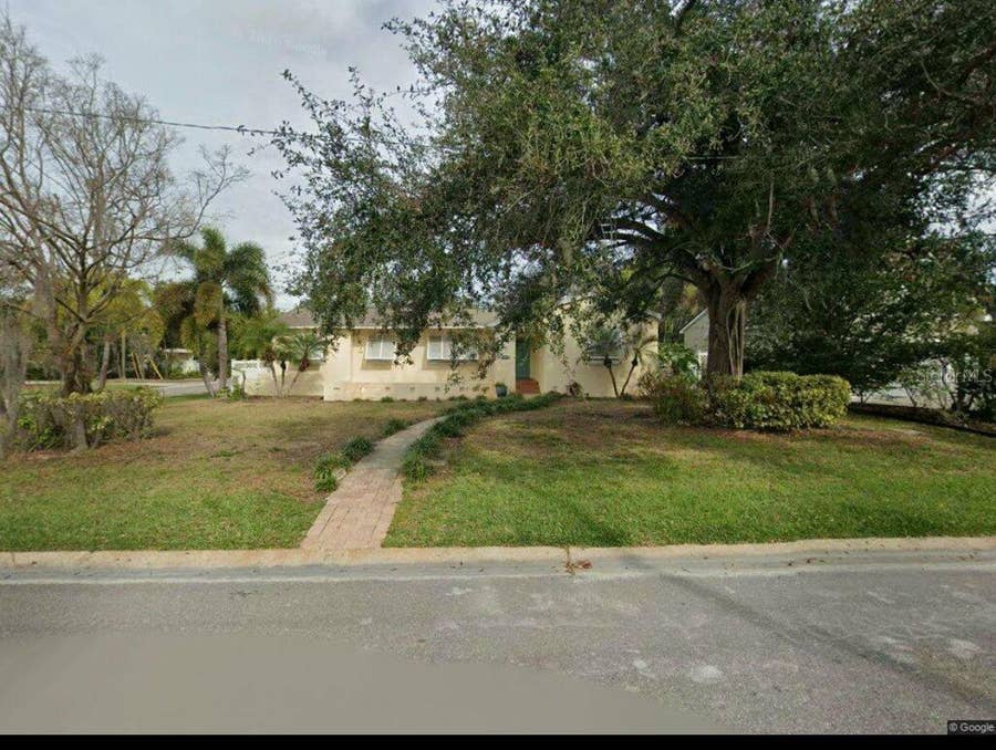 Property photo for 601 34TH AVENUE NE, St Petersburg, FL