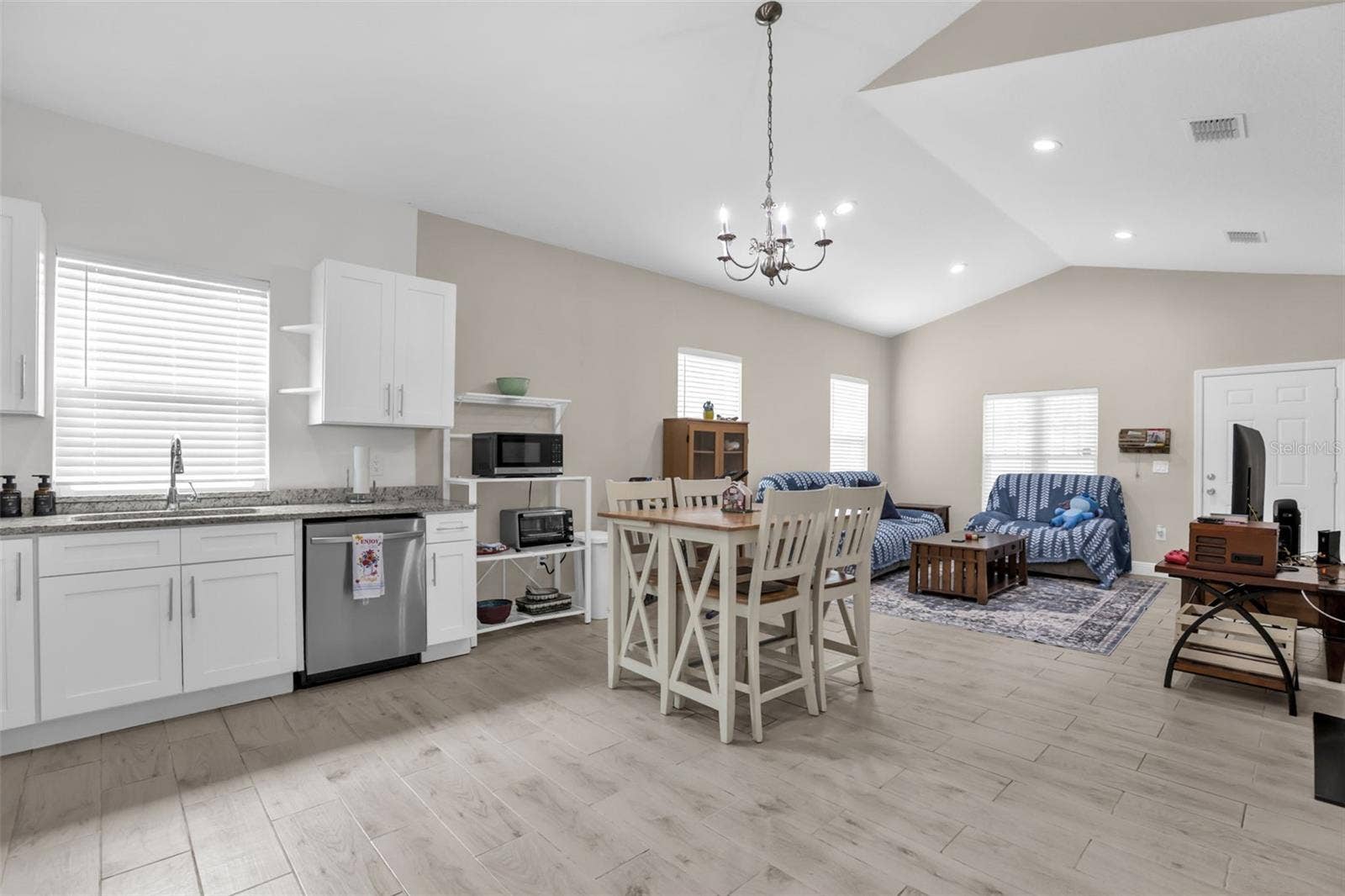 430 W WALTS AVENUE, Deland, FL 32720 430 W WALTS AVENUE, Deland, FL 32720