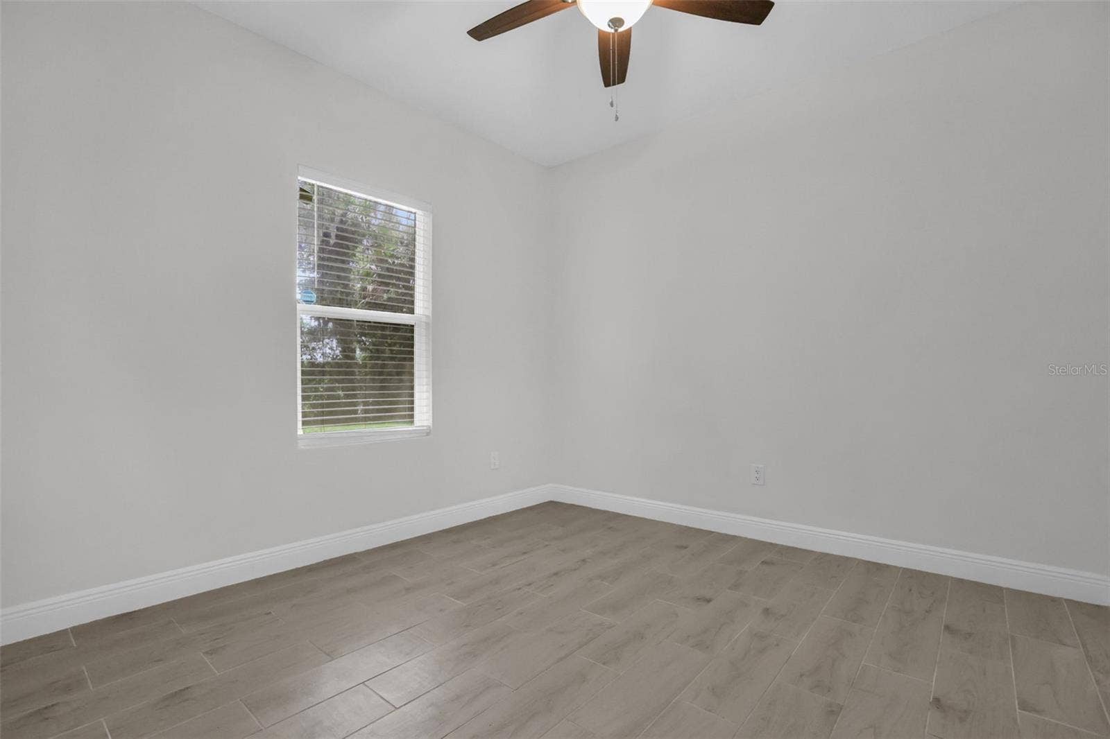 430 W WALTS AVENUE, Deland, FL 32720 430 W WALTS AVENUE, Deland, FL 32720