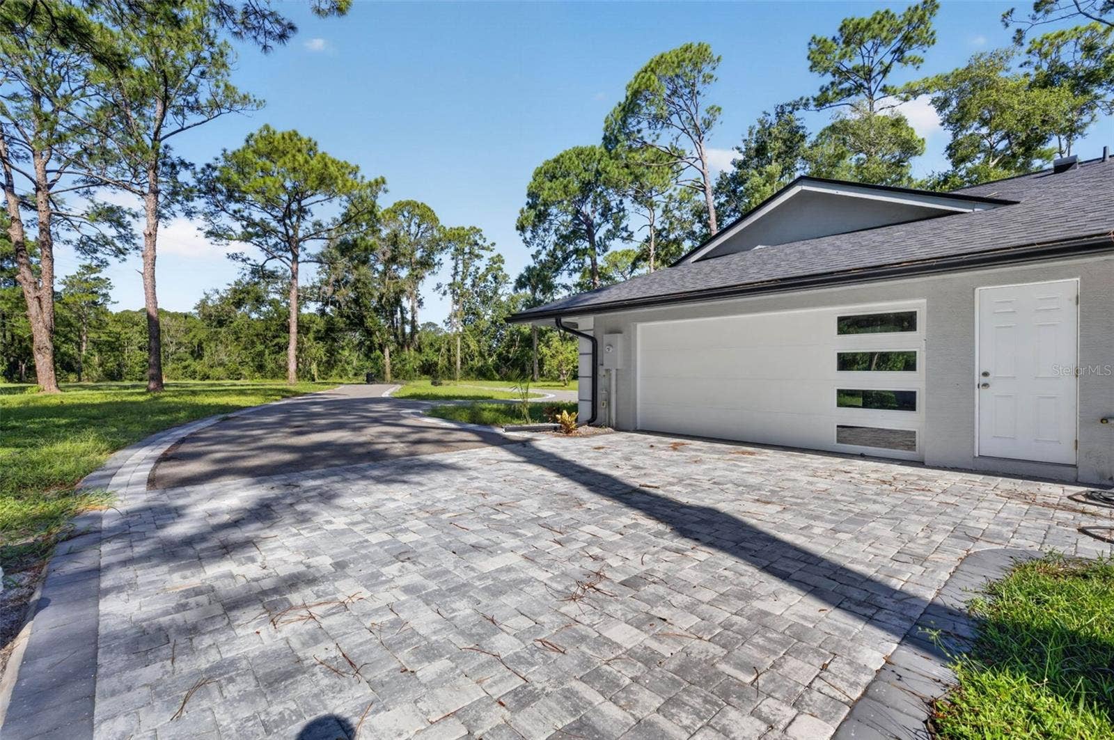 401 N 1ST STREET, Lake Mary, FL 32746 2 Car Garage