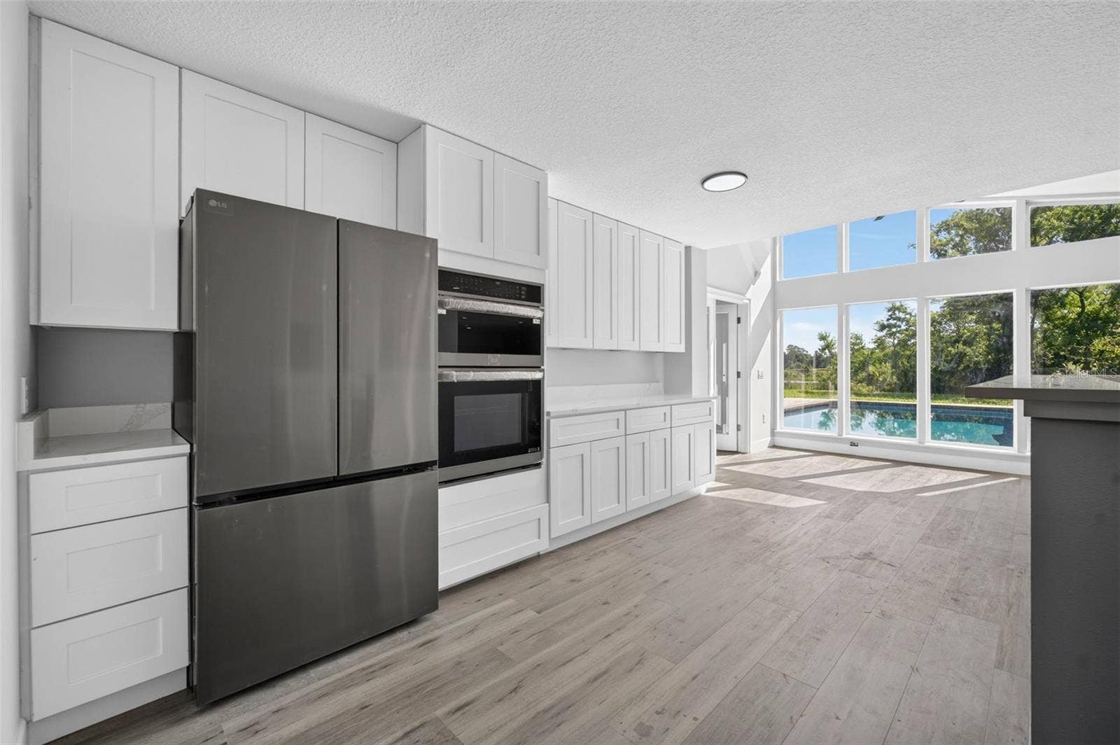401 N 1ST STREET, Lake Mary, FL 32746 Water views from the Kitchen