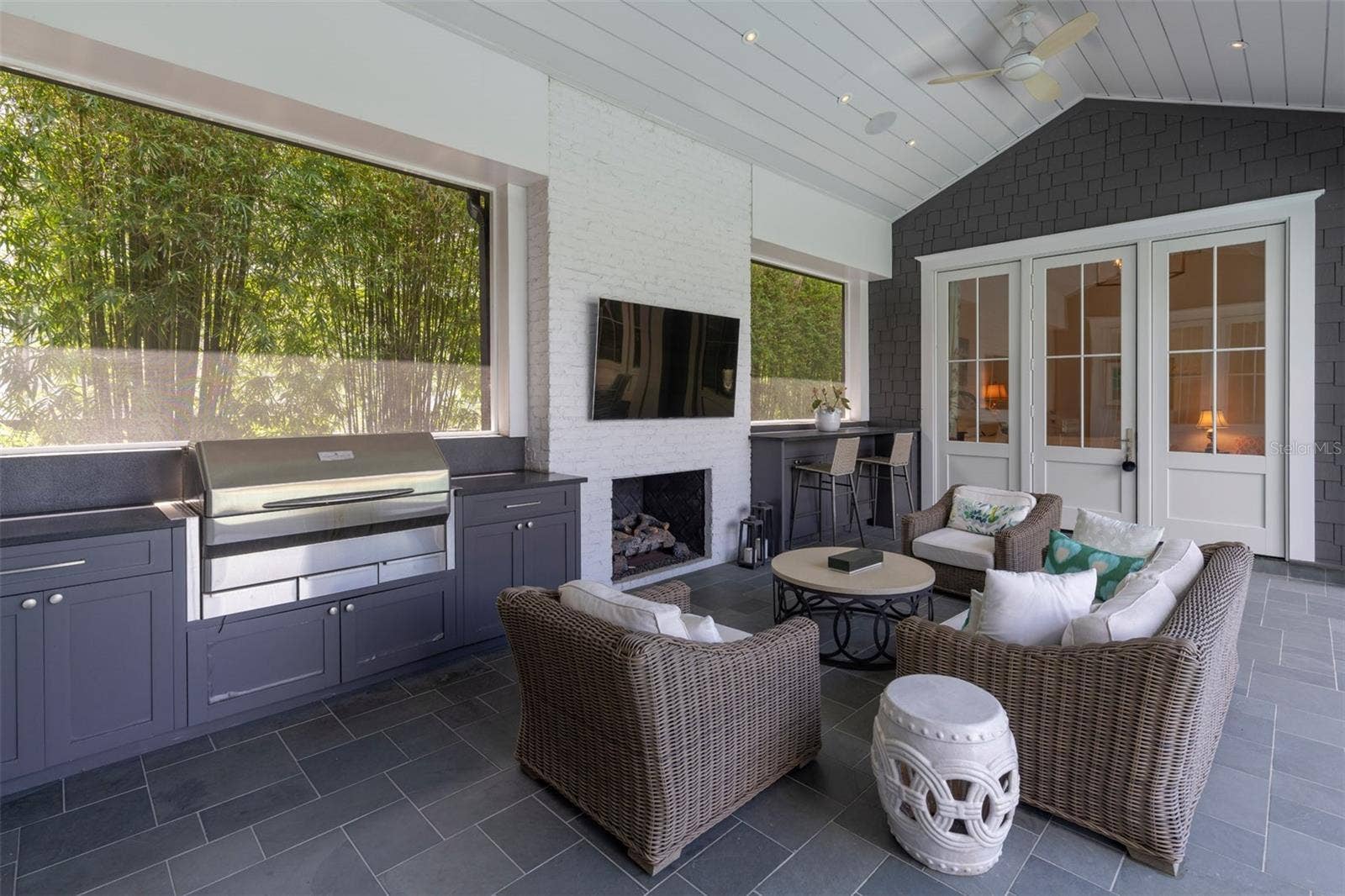 160 W ROCKWOOD WAY, Winter Park, FL 32789 160 W ROCKWOOD WAY, Winter Park, FL 32789