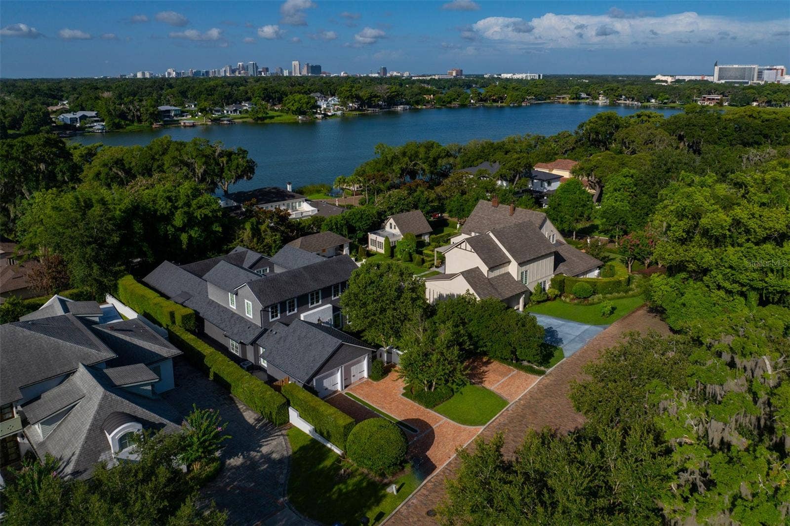 160 W ROCKWOOD WAY, Winter Park, FL 32789 160 W ROCKWOOD WAY, Winter Park, FL 32789