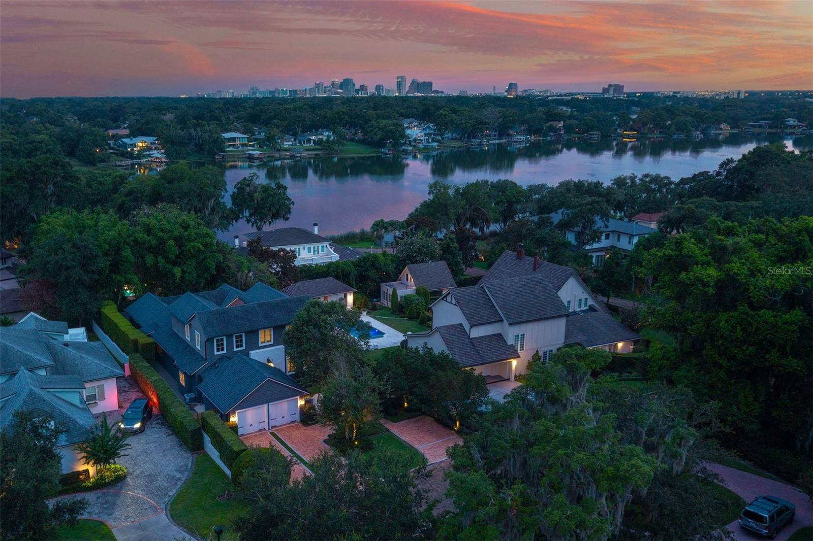 160 W ROCKWOOD WAY, Winter Park, FL 32789 160 W ROCKWOOD WAY, Winter Park, FL 32789