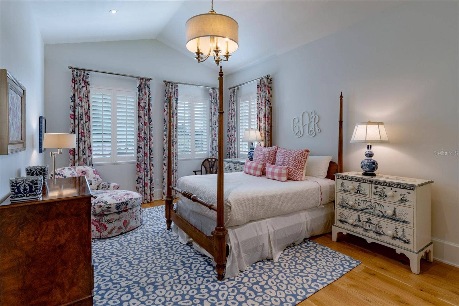 160 W ROCKWOOD WAY, Winter Park, FL 32789 160 W ROCKWOOD WAY, Winter Park, FL 32789