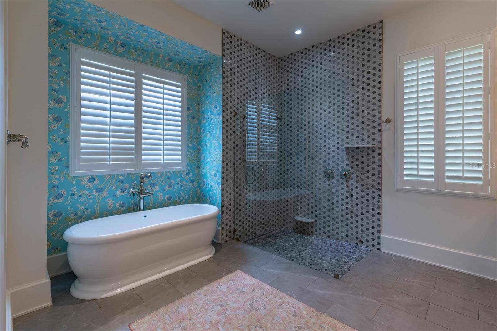 160 W ROCKWOOD WAY, Winter Park, FL 32789 160 W ROCKWOOD WAY, Winter Park, FL 32789