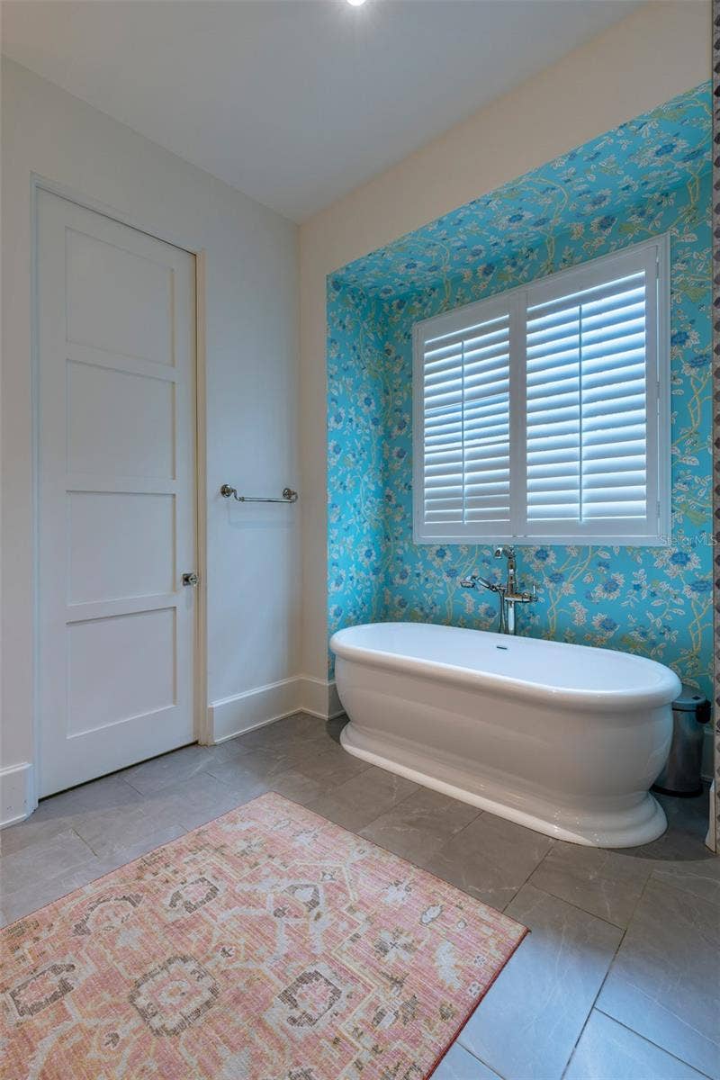 160 W ROCKWOOD WAY, Winter Park, FL 32789 160 W ROCKWOOD WAY, Winter Park, FL 32789