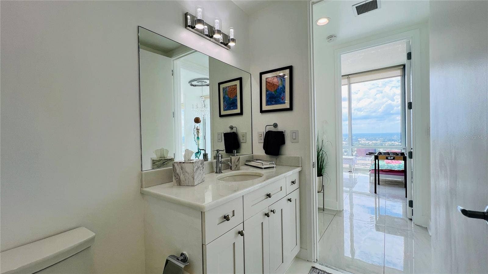 150 E ROBINSON STREET, #3102, Orlando, FL 32801 150 E ROBINSON STREET, #3102, Orlando, FL 32801