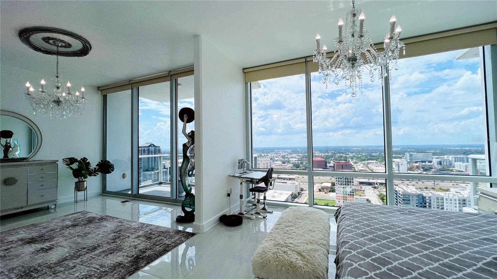 150 E ROBINSON STREET, #3102, Orlando, FL 32801 150 E ROBINSON STREET, #3102, Orlando, FL 32801