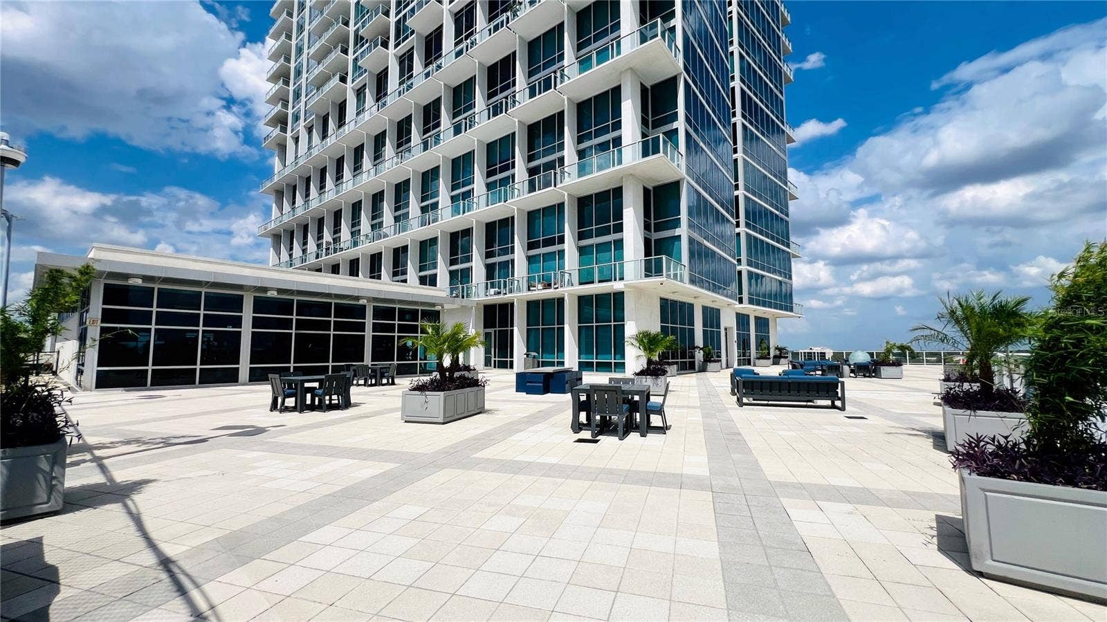 150 E ROBINSON STREET, #3102, Orlando, FL 32801 150 E ROBINSON STREET, #3102, Orlando, FL 32801