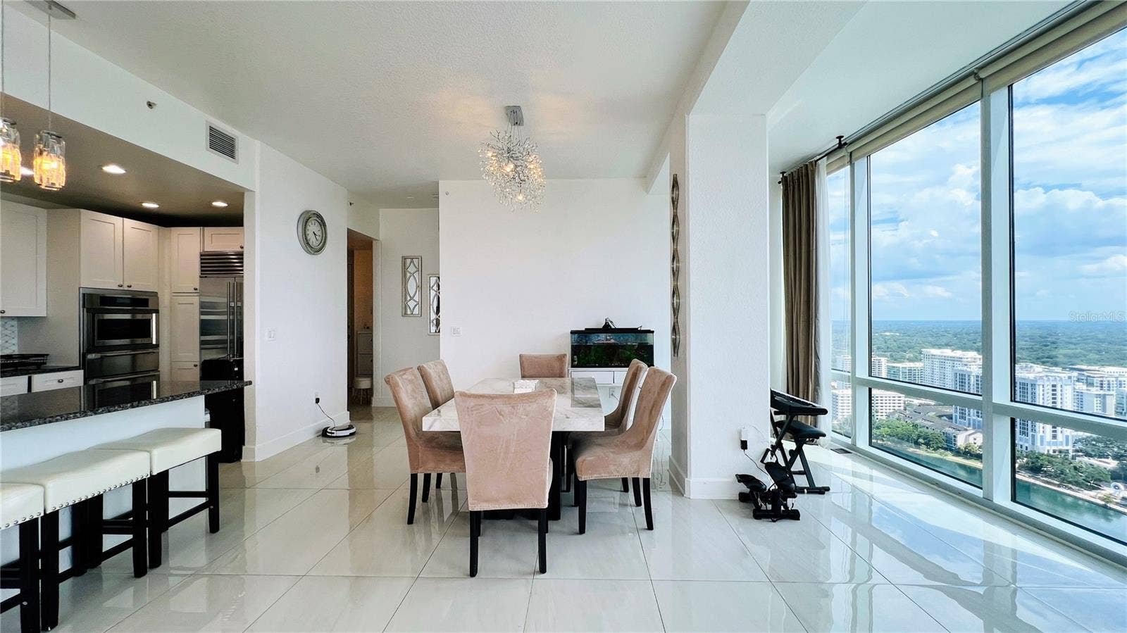 150 E ROBINSON STREET, #3102, Orlando, FL 32801 150 E ROBINSON STREET, #3102, Orlando, FL 32801