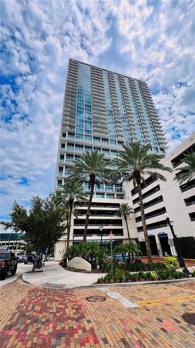 150 E ROBINSON STREET, #3102, Orlando, FL 32801 150 E ROBINSON STREET, #3102, Orlando, FL 32801