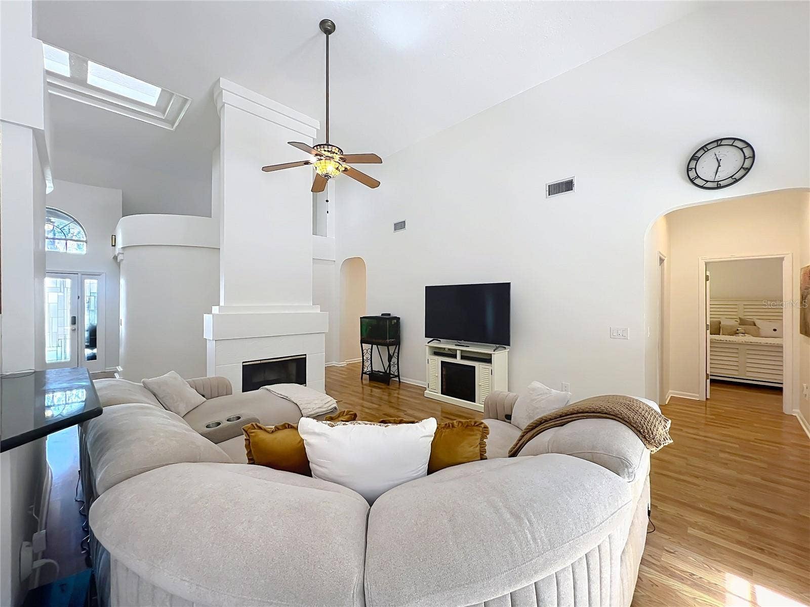 324 REMINGTON DRIVE, Oviedo, FL 32765 324 REMINGTON DRIVE, Oviedo, FL 32765