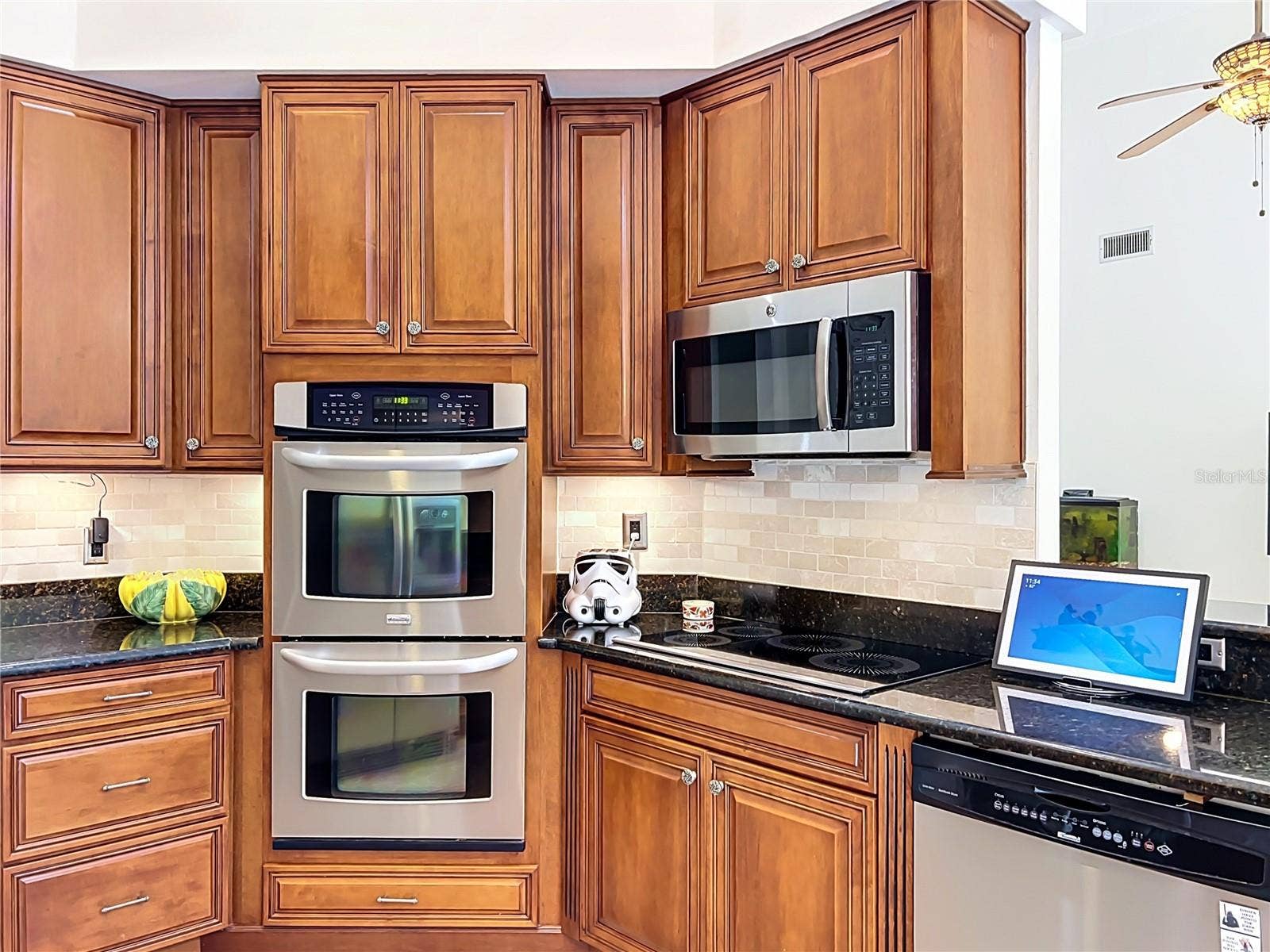324 REMINGTON DRIVE, Oviedo, FL 32765 324 REMINGTON DRIVE, Oviedo, FL 32765