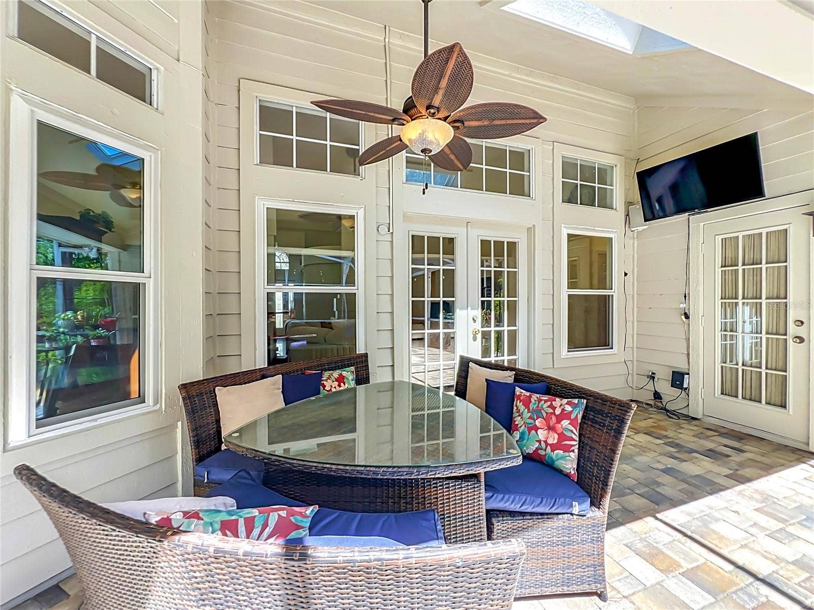 324 REMINGTON DRIVE, Oviedo, FL 32765 324 REMINGTON DRIVE, Oviedo, FL 32765