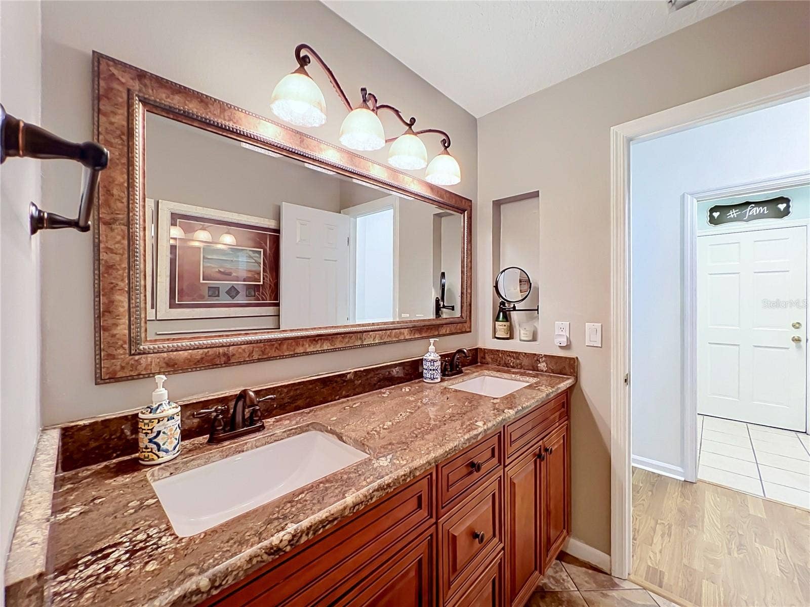 324 REMINGTON DRIVE, Oviedo, FL 32765 Bathroom 2 - vanity area